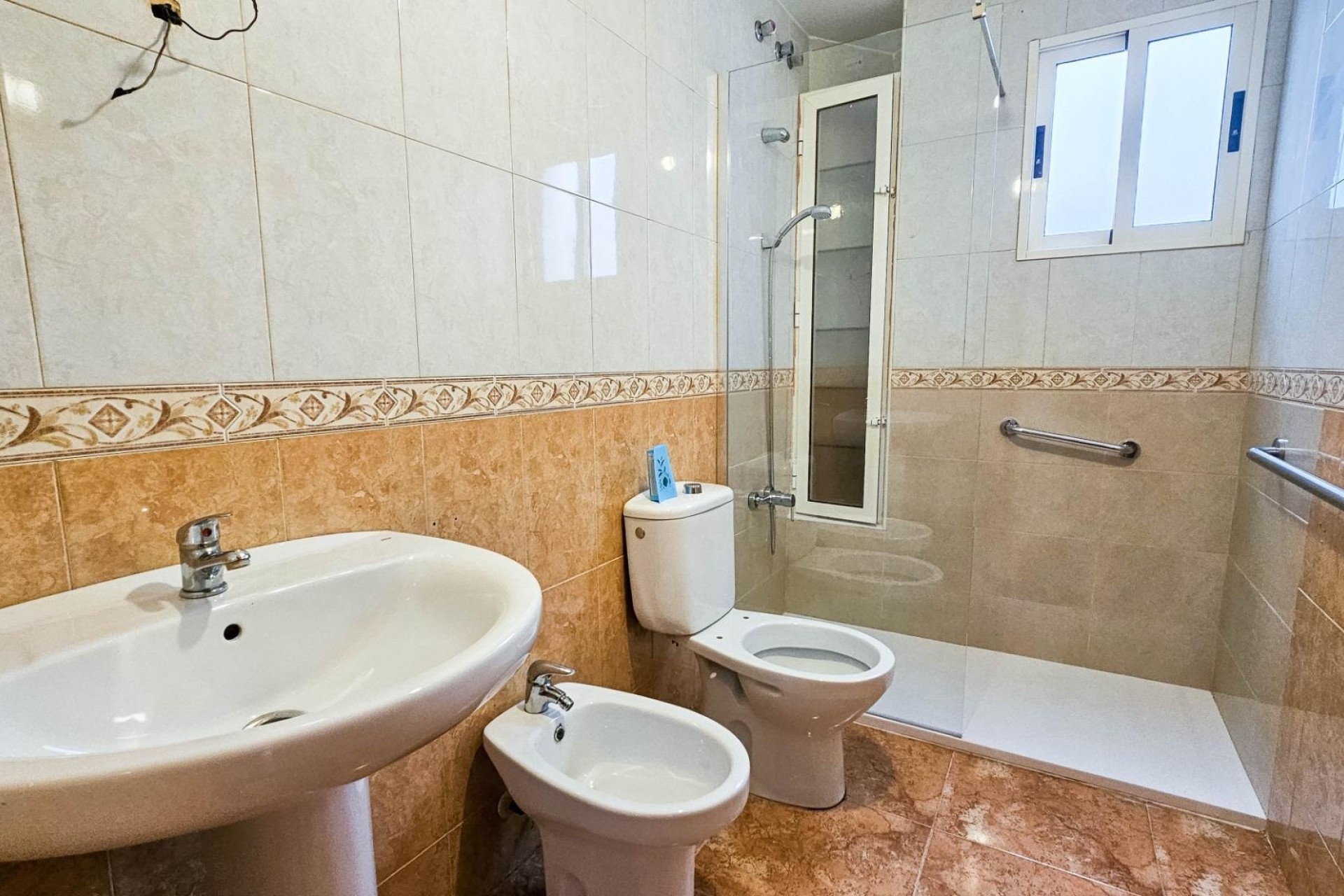 Herverkoop - Appartement / Flat -
Torrevieja