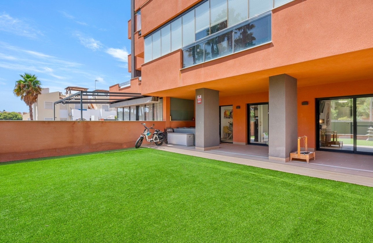 Herverkoop - Appartement / Flat -
Villamartín - Lomas del Golf