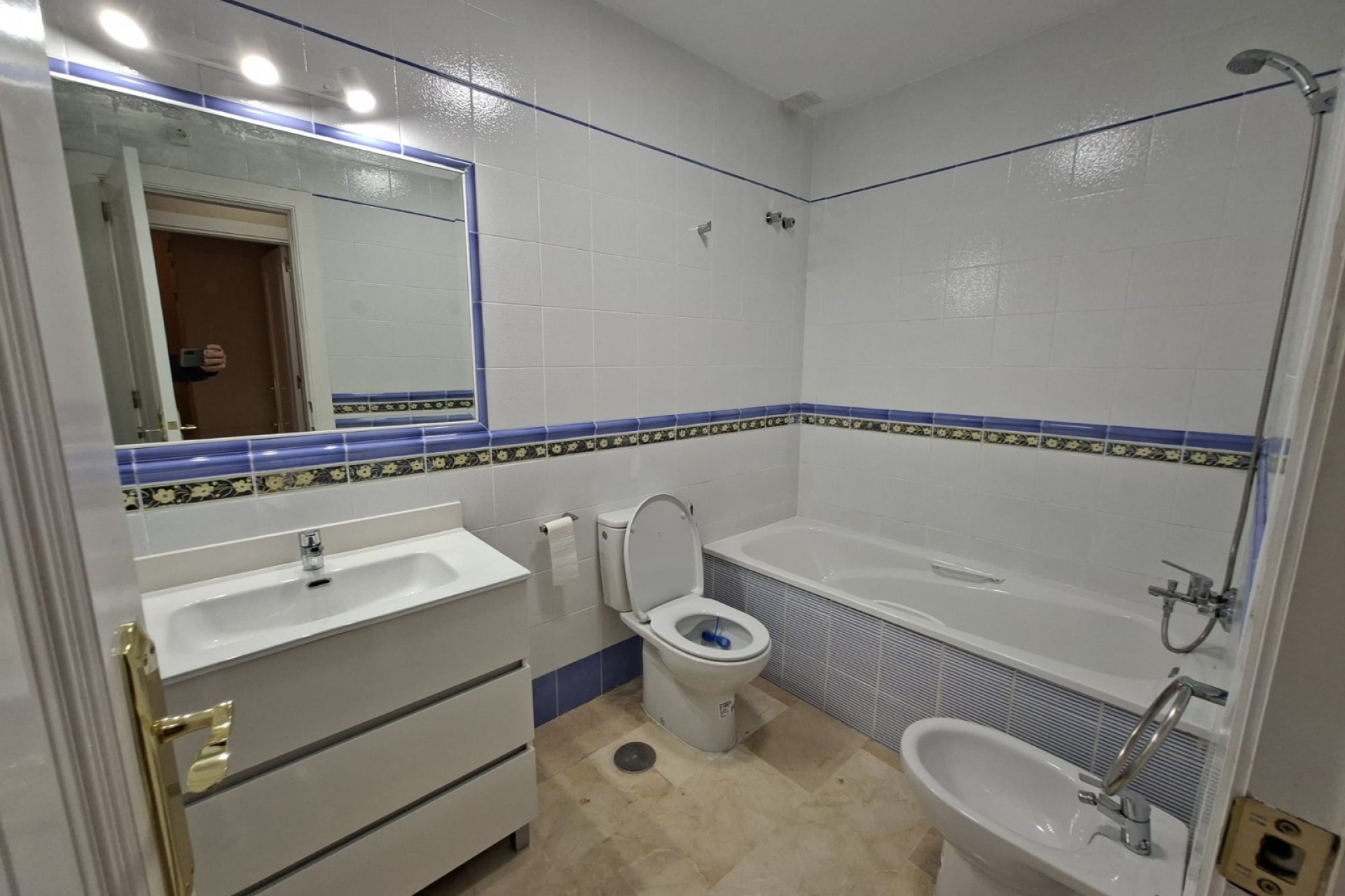 Herverkoop - Appartement / Flat -
Villamartín - Rioja
