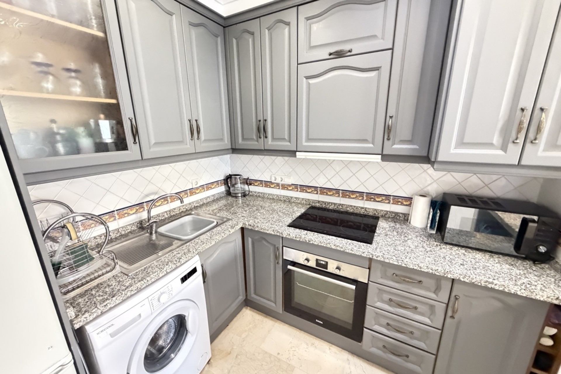 Herverkoop - Appartement / Flat -
Villamartín