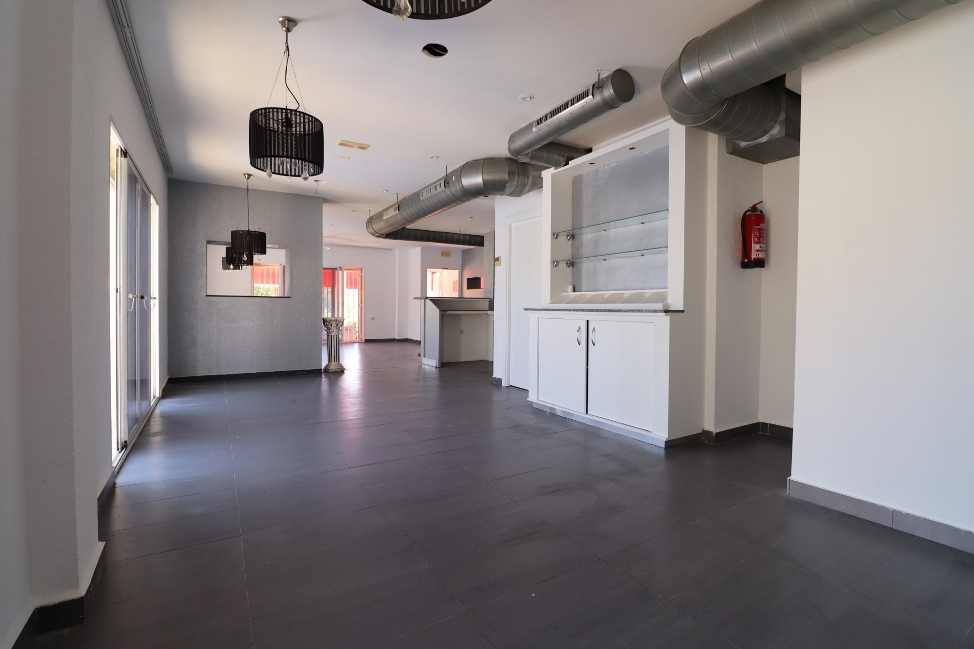 Herverkoop - Commercieel -
Ciudad Quesada - Rojales - La Marquesa