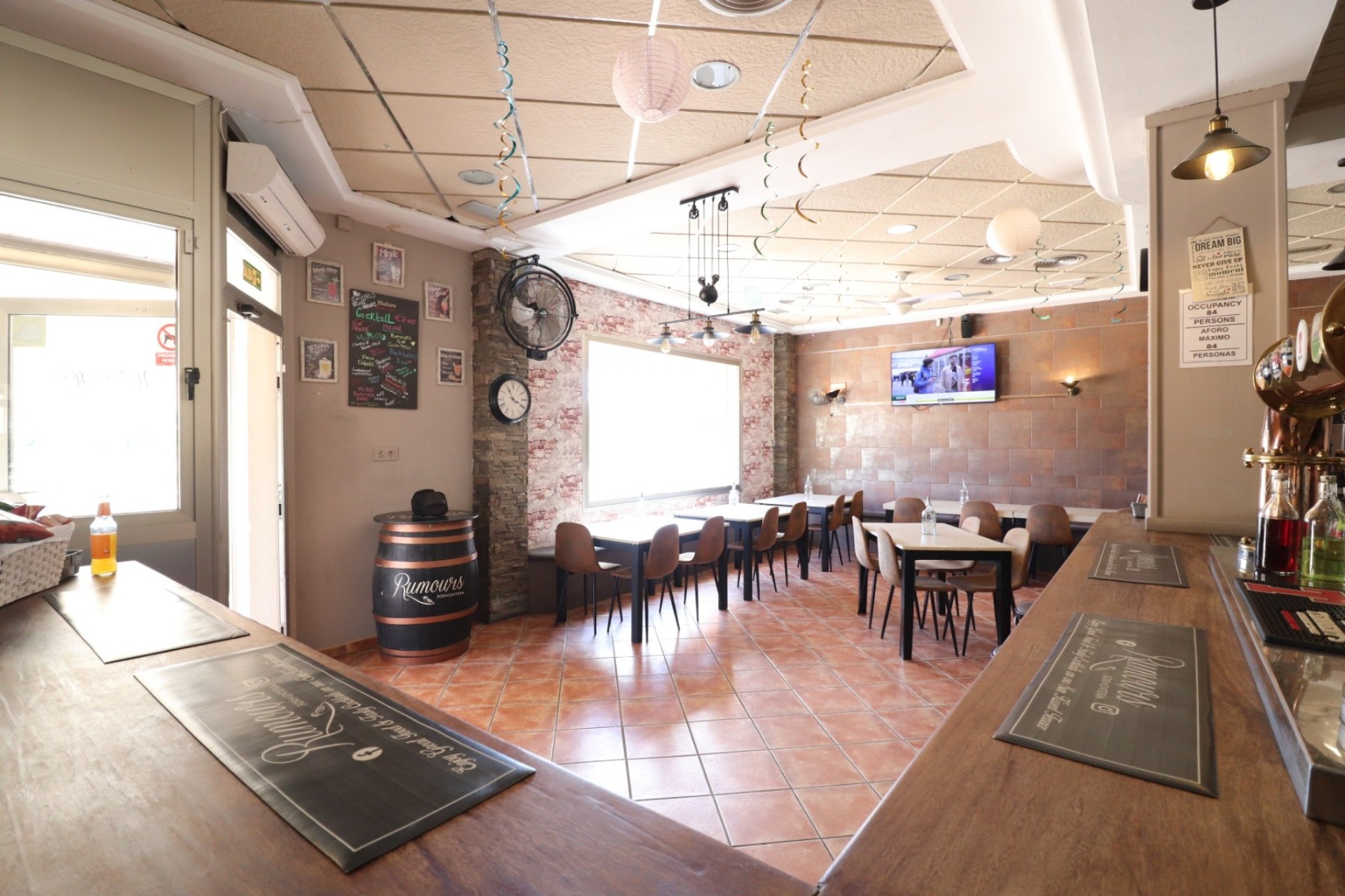 Herverkoop - Commercieel -
Formentera del Segura - Formentera - Village