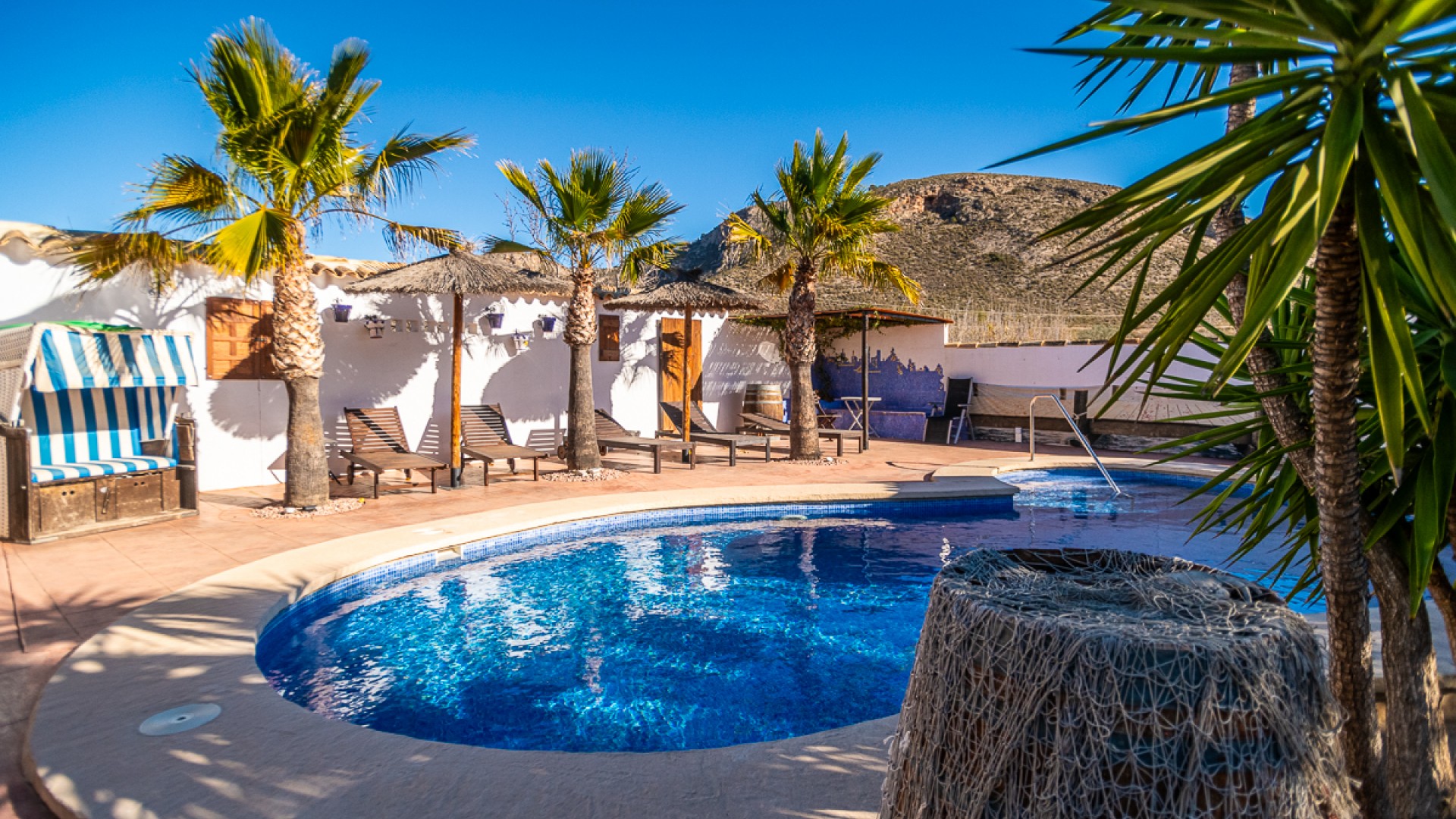 Herverkoop - Commercieel -
Hondón de las Nieves - Hondón De Las Nieves