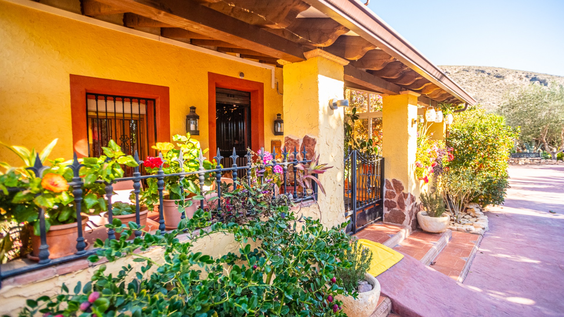 Herverkoop - Commercieel -
Hondón de las Nieves - Hondón De Las Nieves