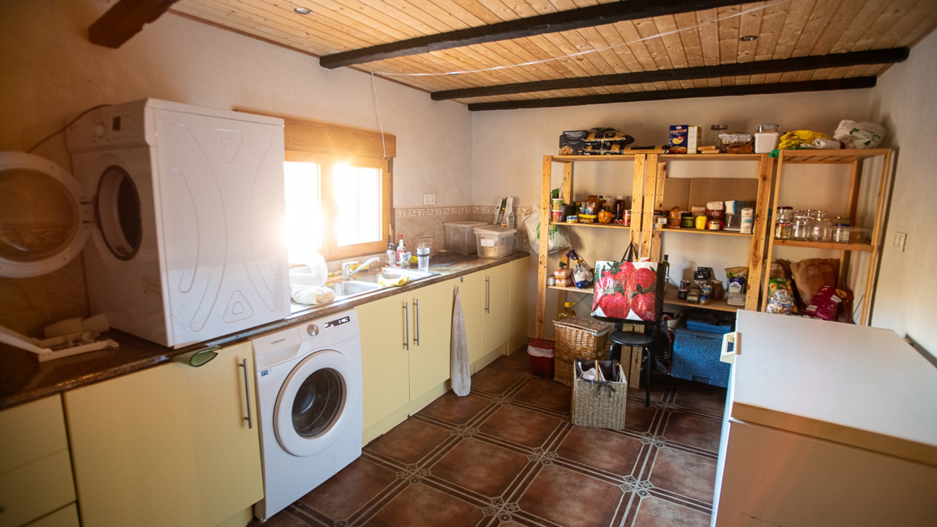 Herverkoop - Commercieel -
Hondón de las Nieves - Hondón De Las Nieves