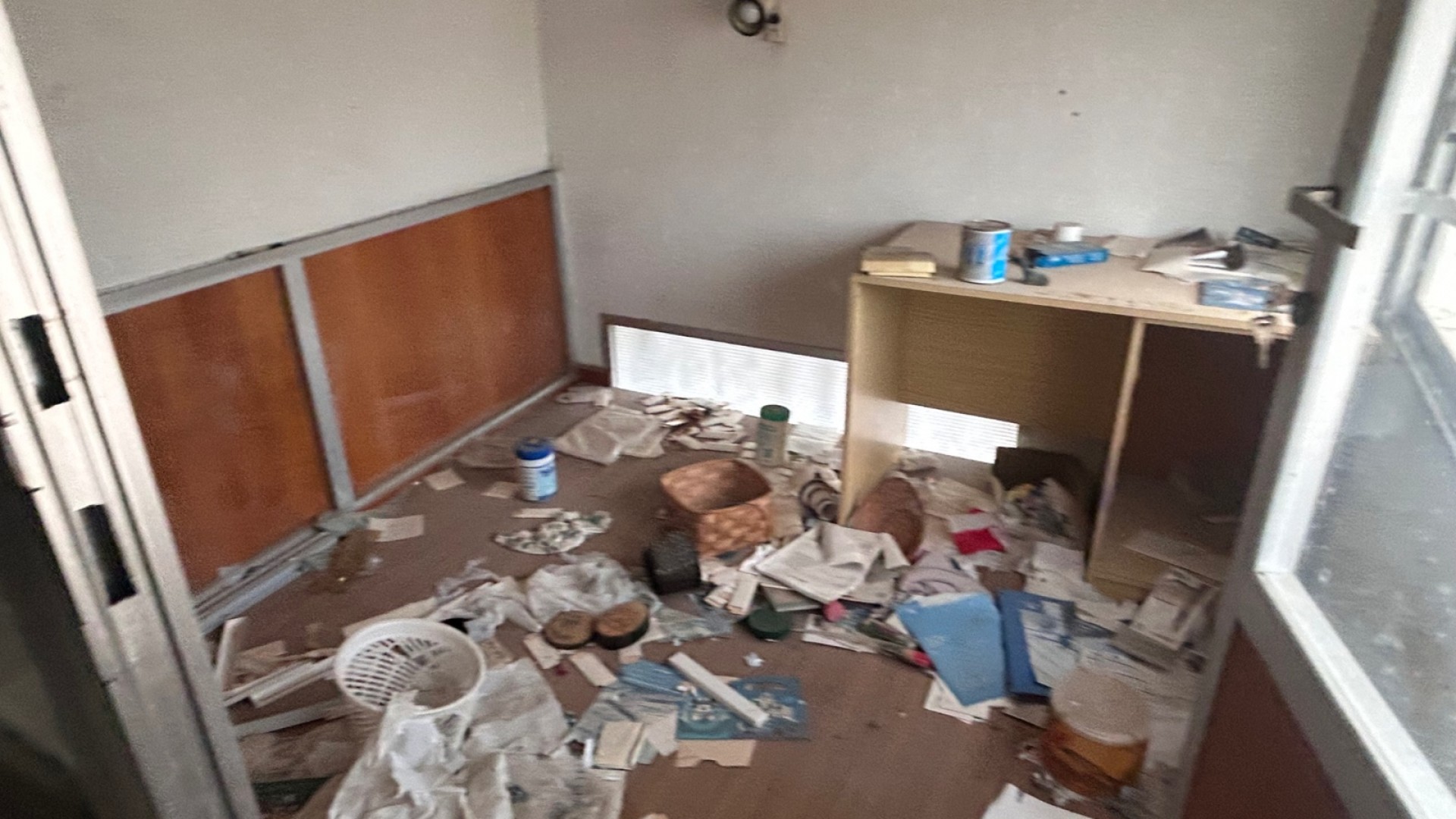 Herverkoop - Commercieel -
Jacarilla