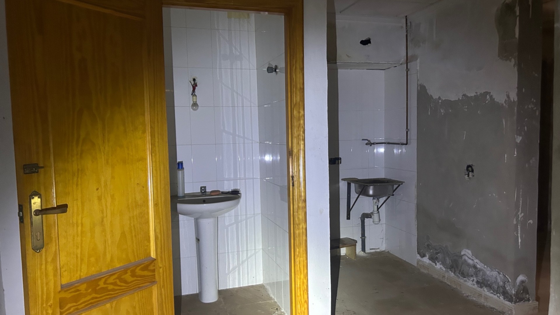 Herverkoop - Commercieel -
Jacarilla