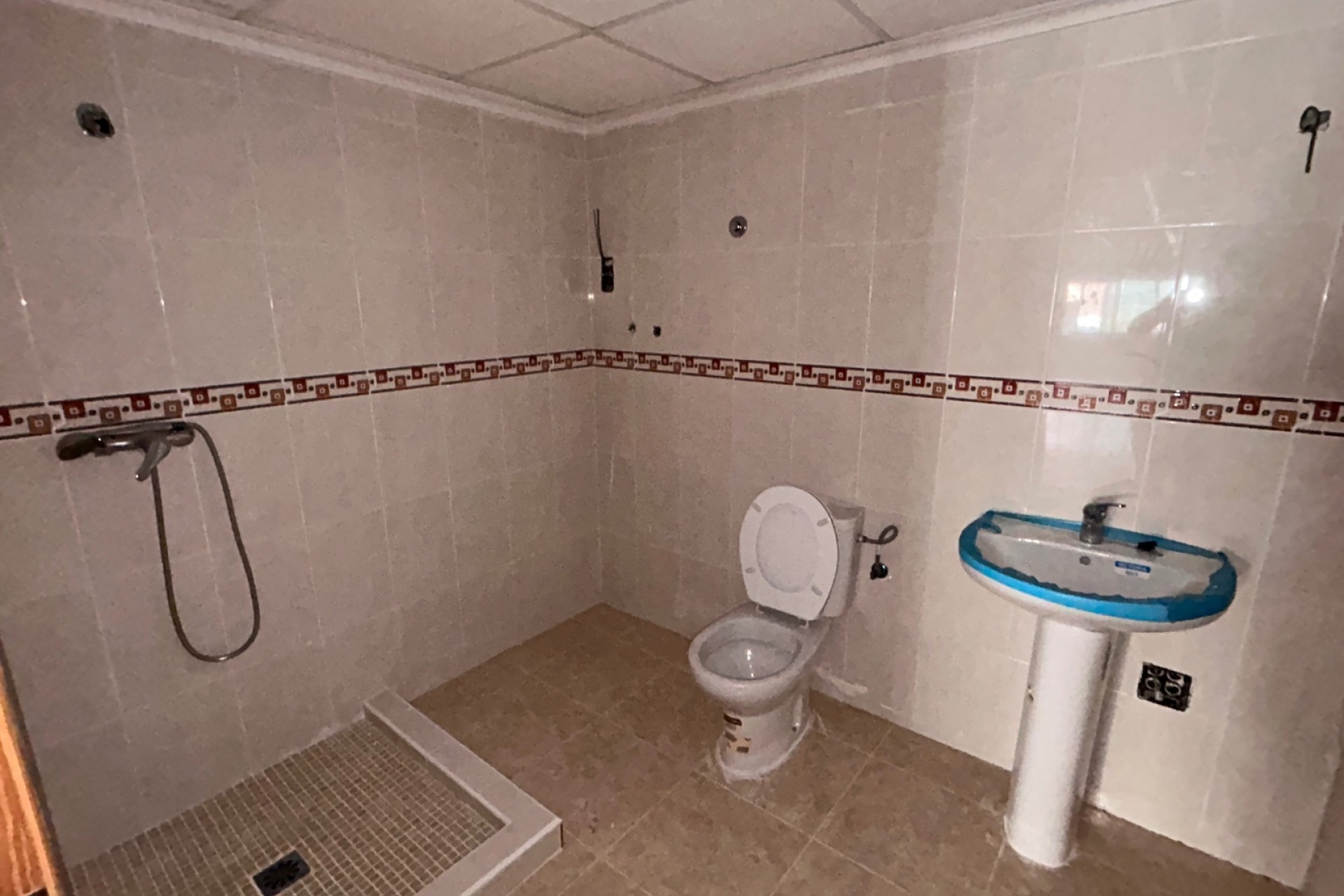 Herverkoop - Commercieel -
Jacarilla