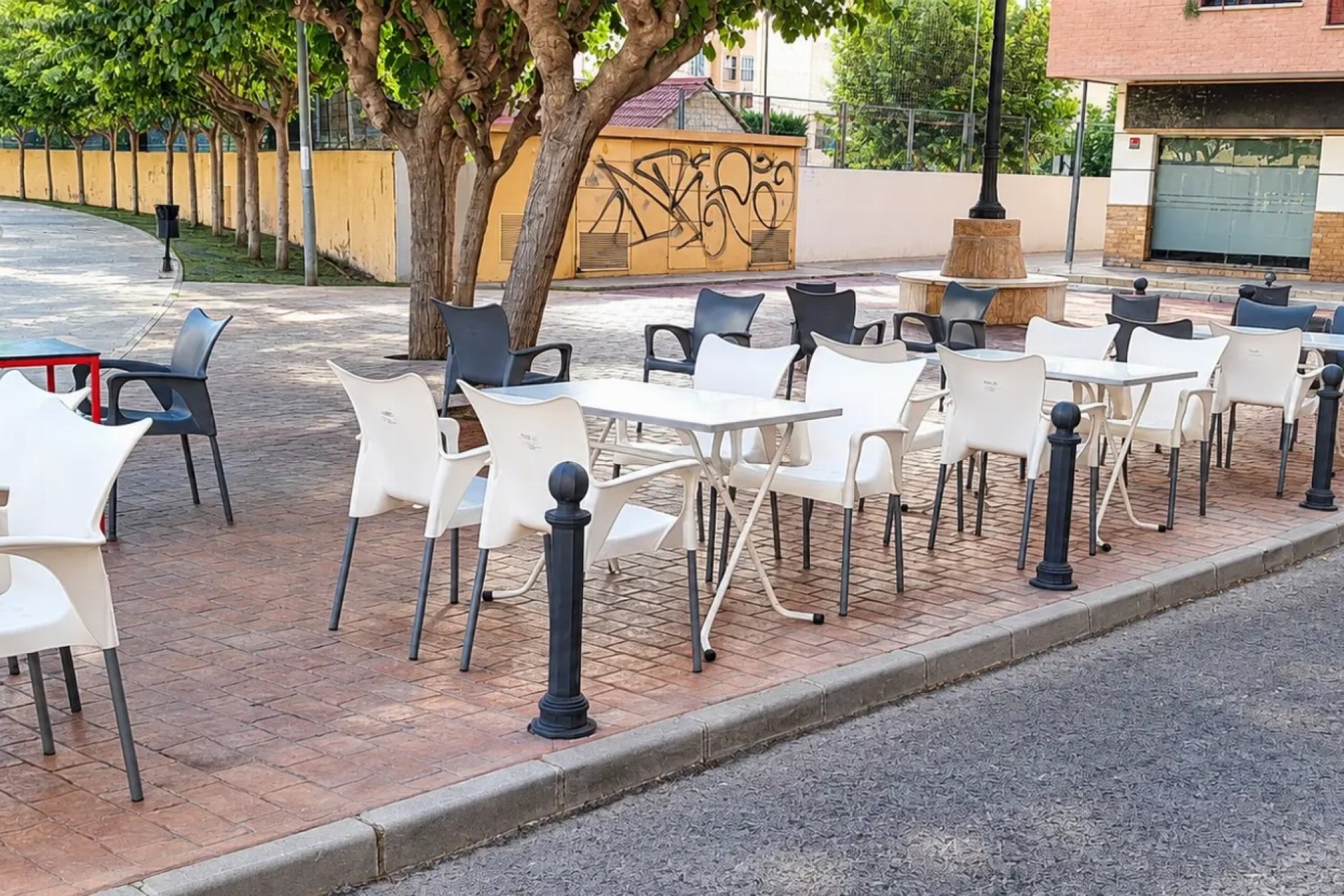 Herverkoop - Commercieel -
Orihuela - CENTRO