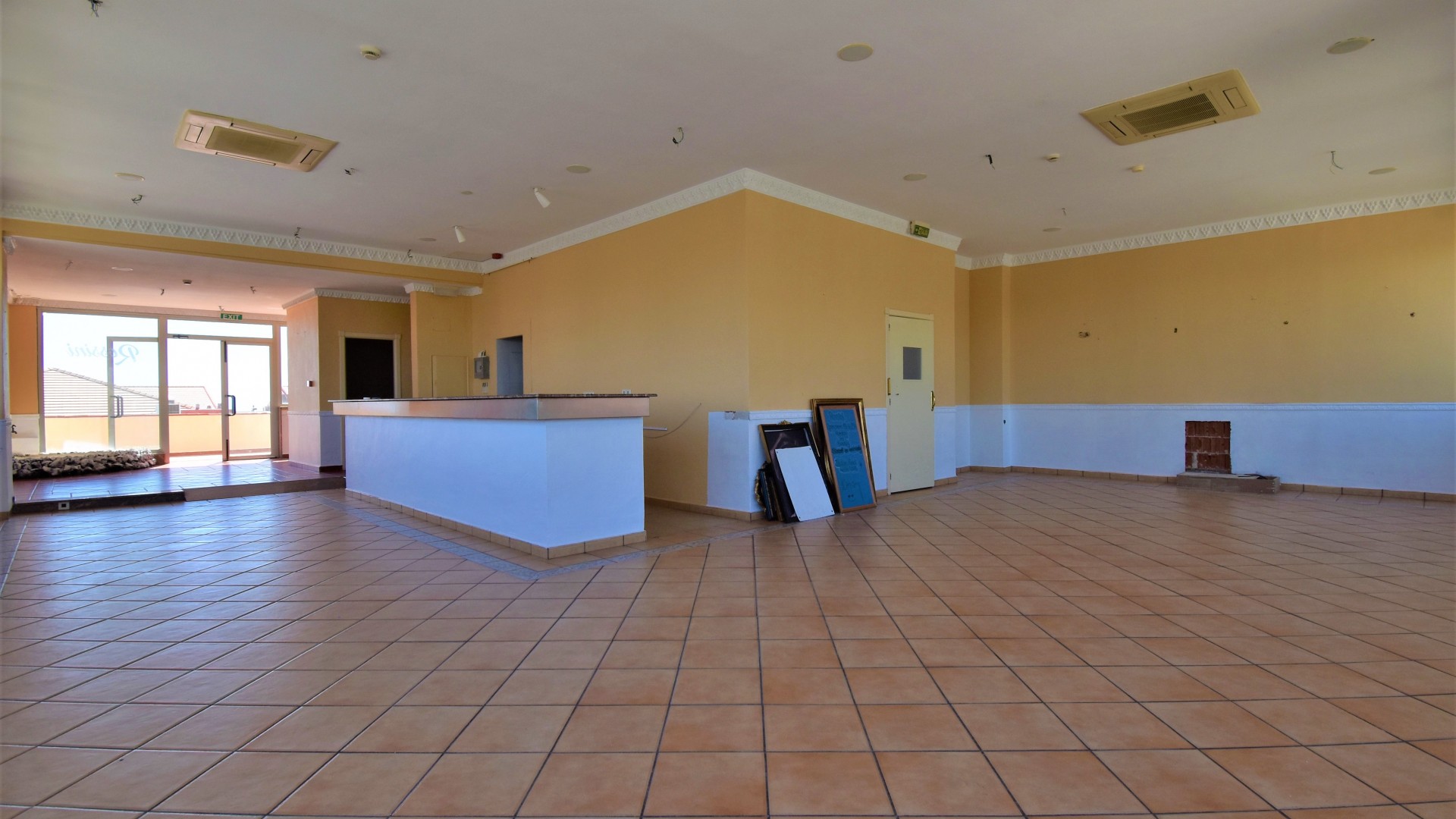 Herverkoop - Commercieel -
Orihuela Costa - Los Dolses