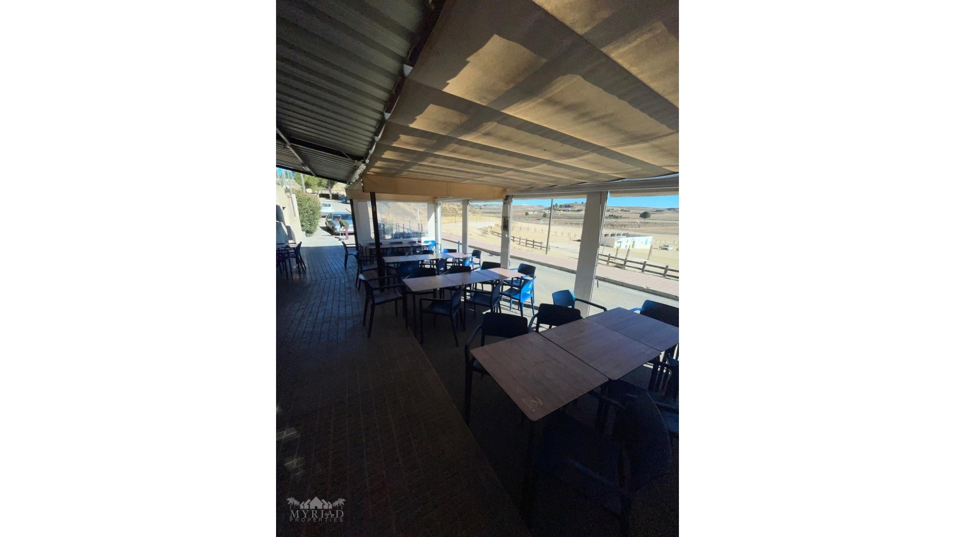 Herverkoop - Commercieel -
Pinoso - Pinoso Alicante