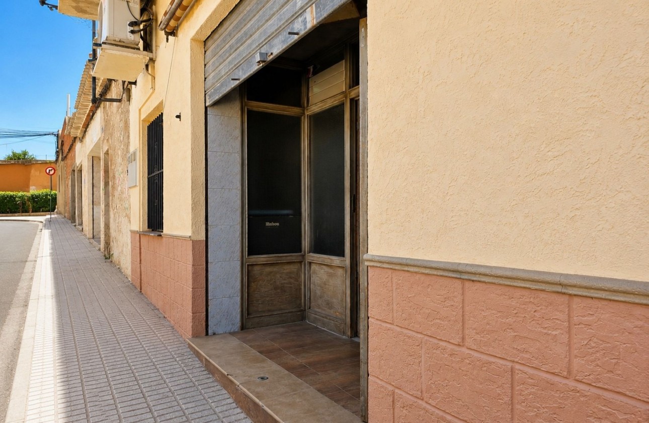Herverkoop - Commercieel -
Pinoso