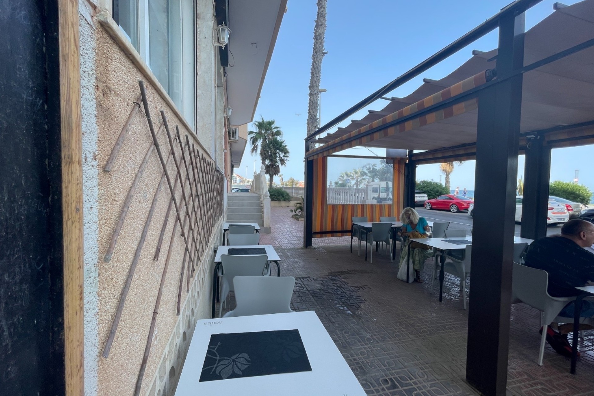 Herverkoop - Commercieel -
Torrevieia - Comunidad Valenciana