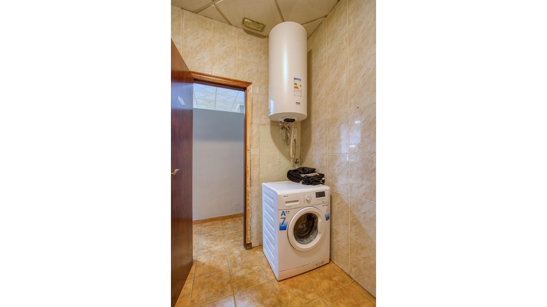 Herverkoop - Commercieel -
Torrevieja - La Mata