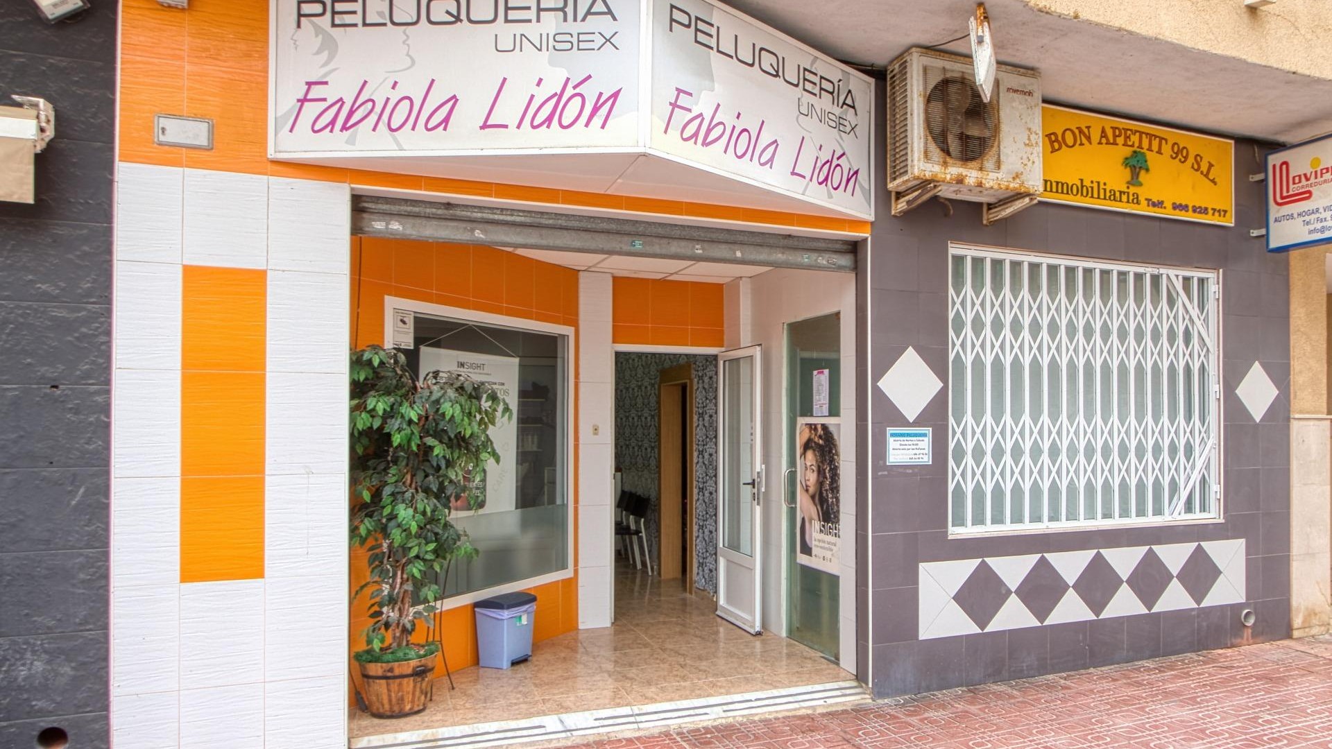 Herverkoop - Commercieel -
Torrevieja - La Mata