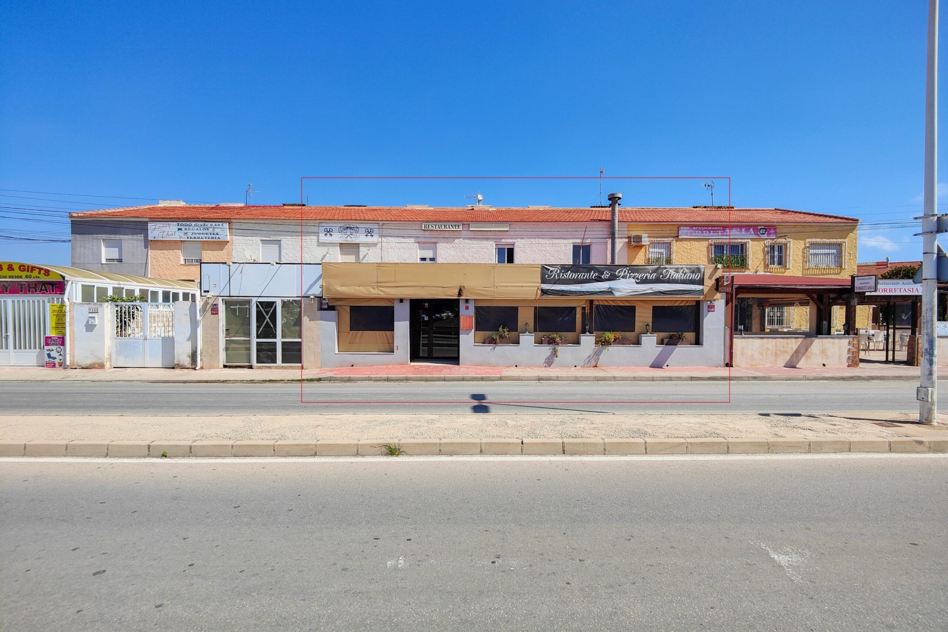 Herverkoop - Commercieel -
Torrevieja - La Siesta - El Chaparral - San Luis