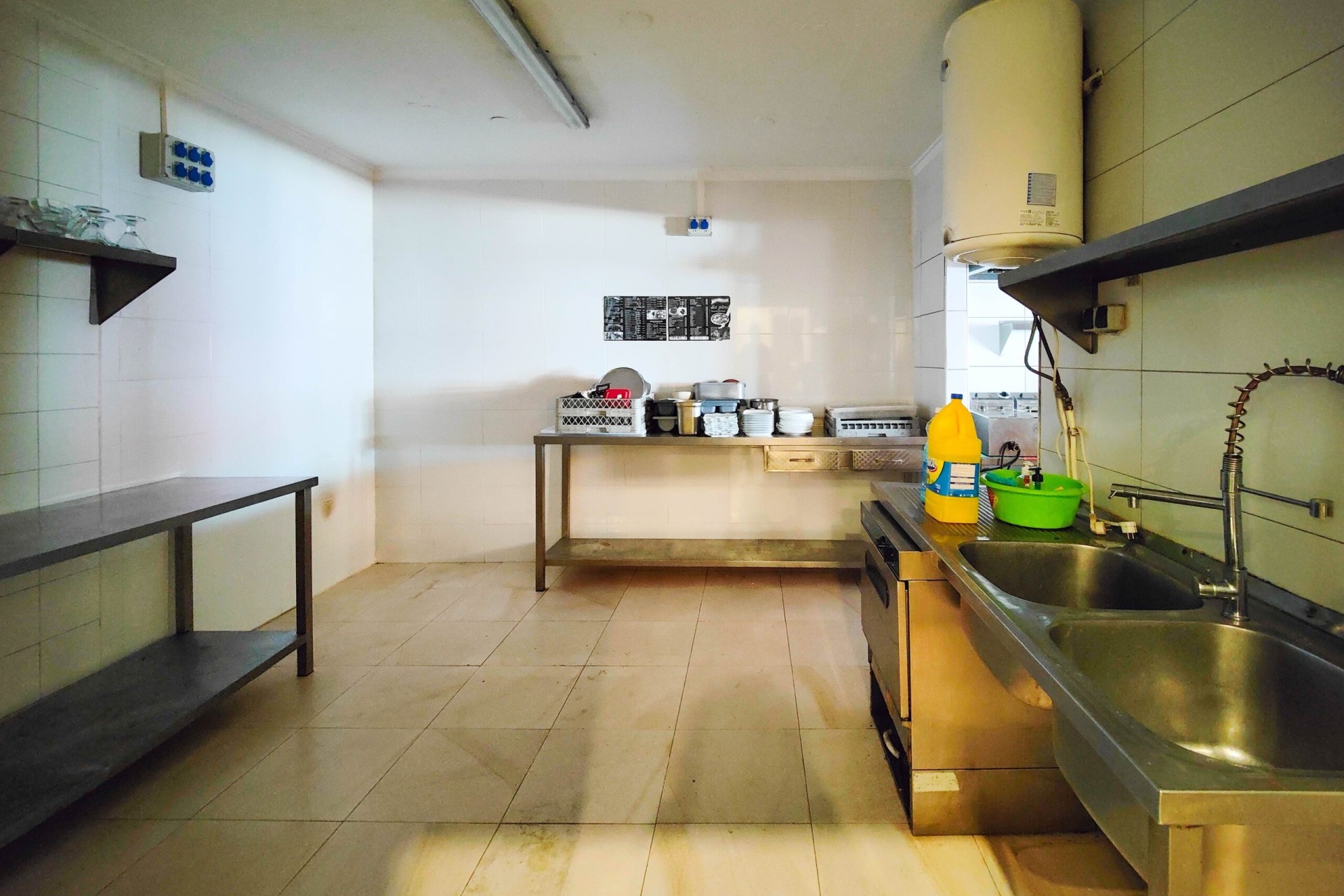 Herverkoop - Commercieel -
Torrevieja - La Siesta - El Chaparral - San Luis