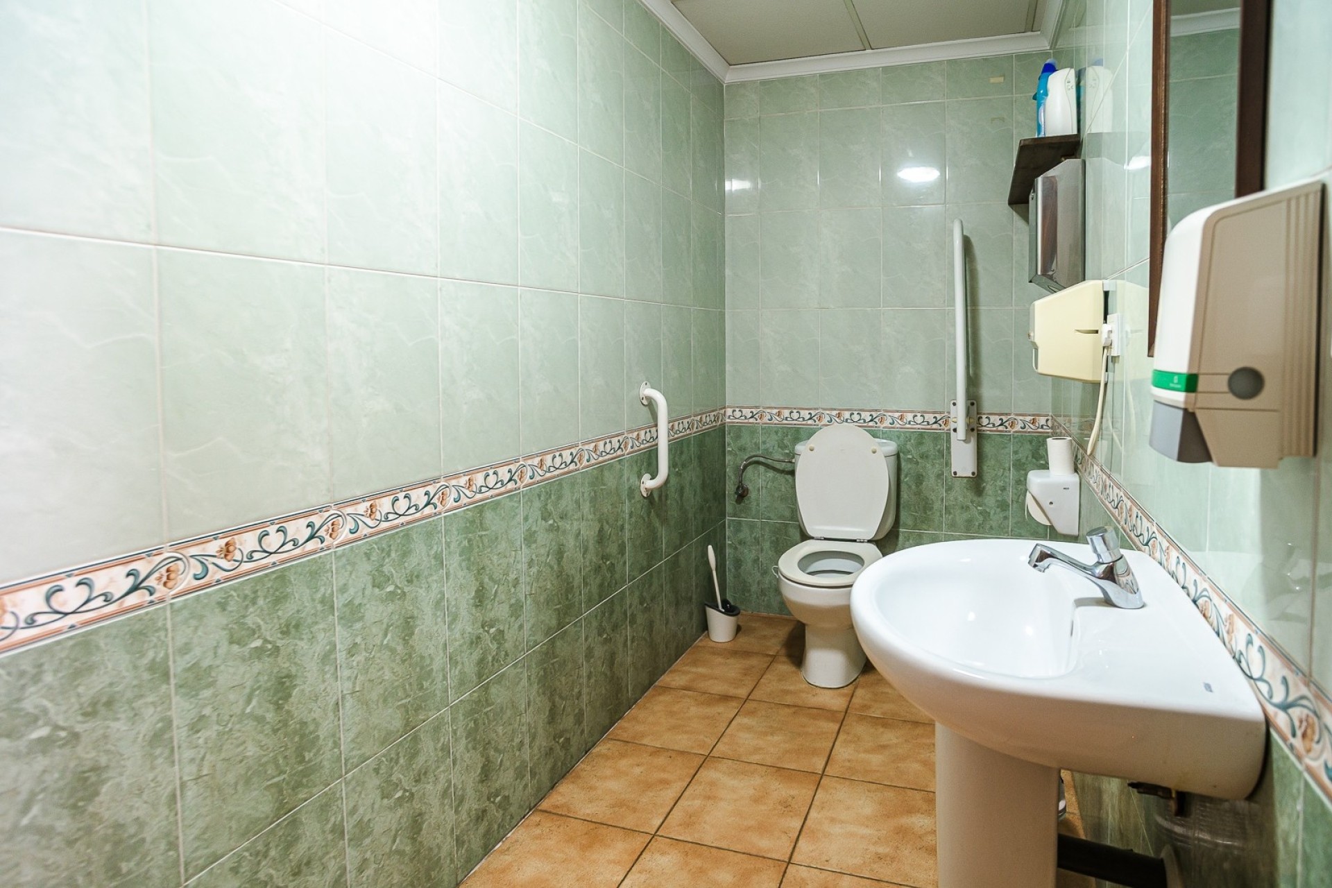 Herverkoop - Commercieel -
Torrevieja - La Veleta