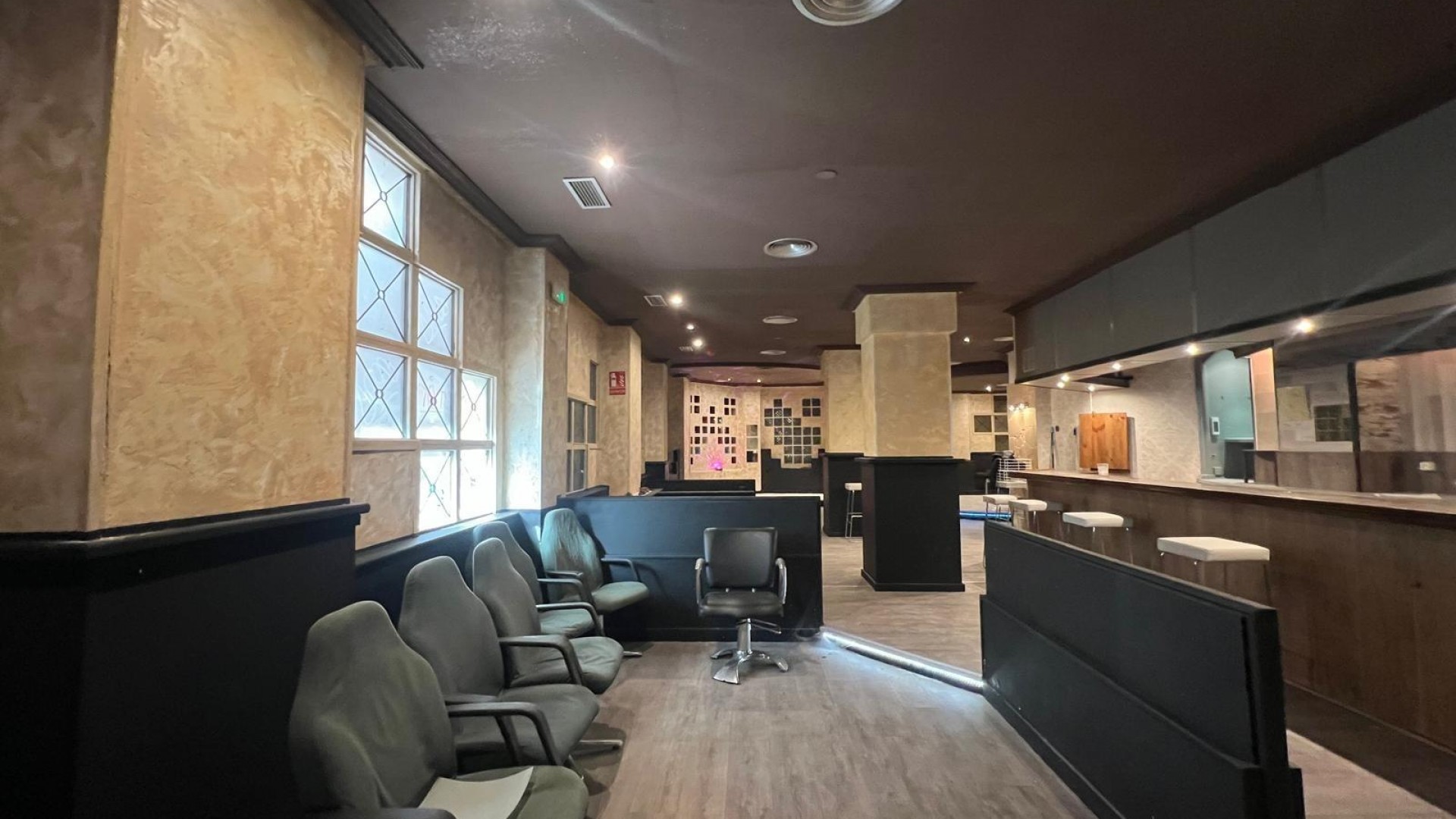 Herverkoop - Commercieel -
Torrevieja - Playa de los Naufragos