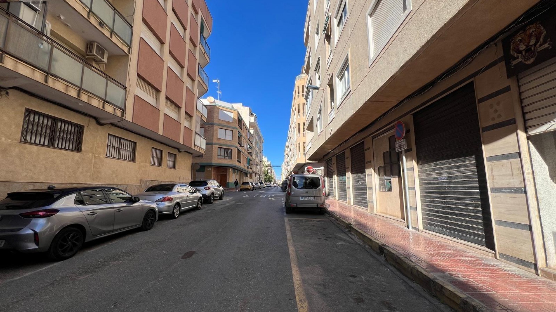 Herverkoop - Commercieel -
Torrevieja - Playa de los Naufragos