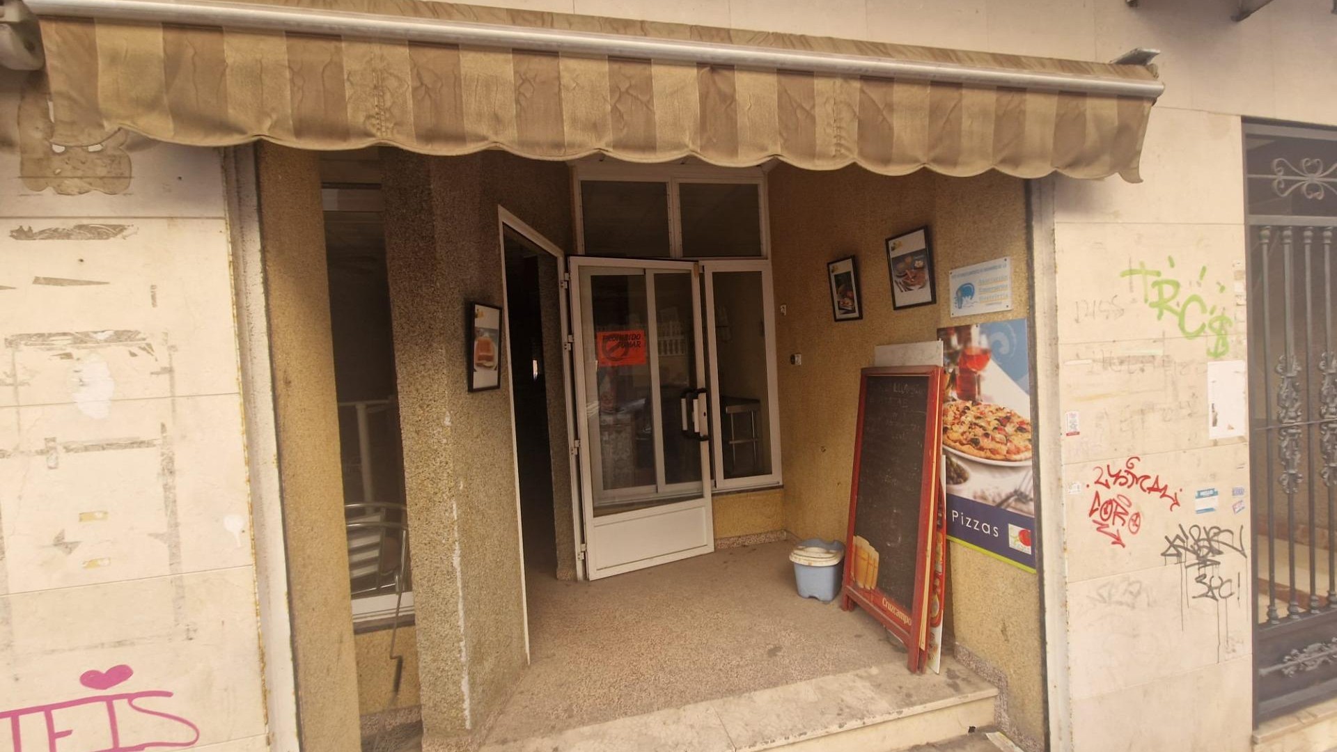 Herverkoop - Commercieel -
Torrevieja - Playa del cura