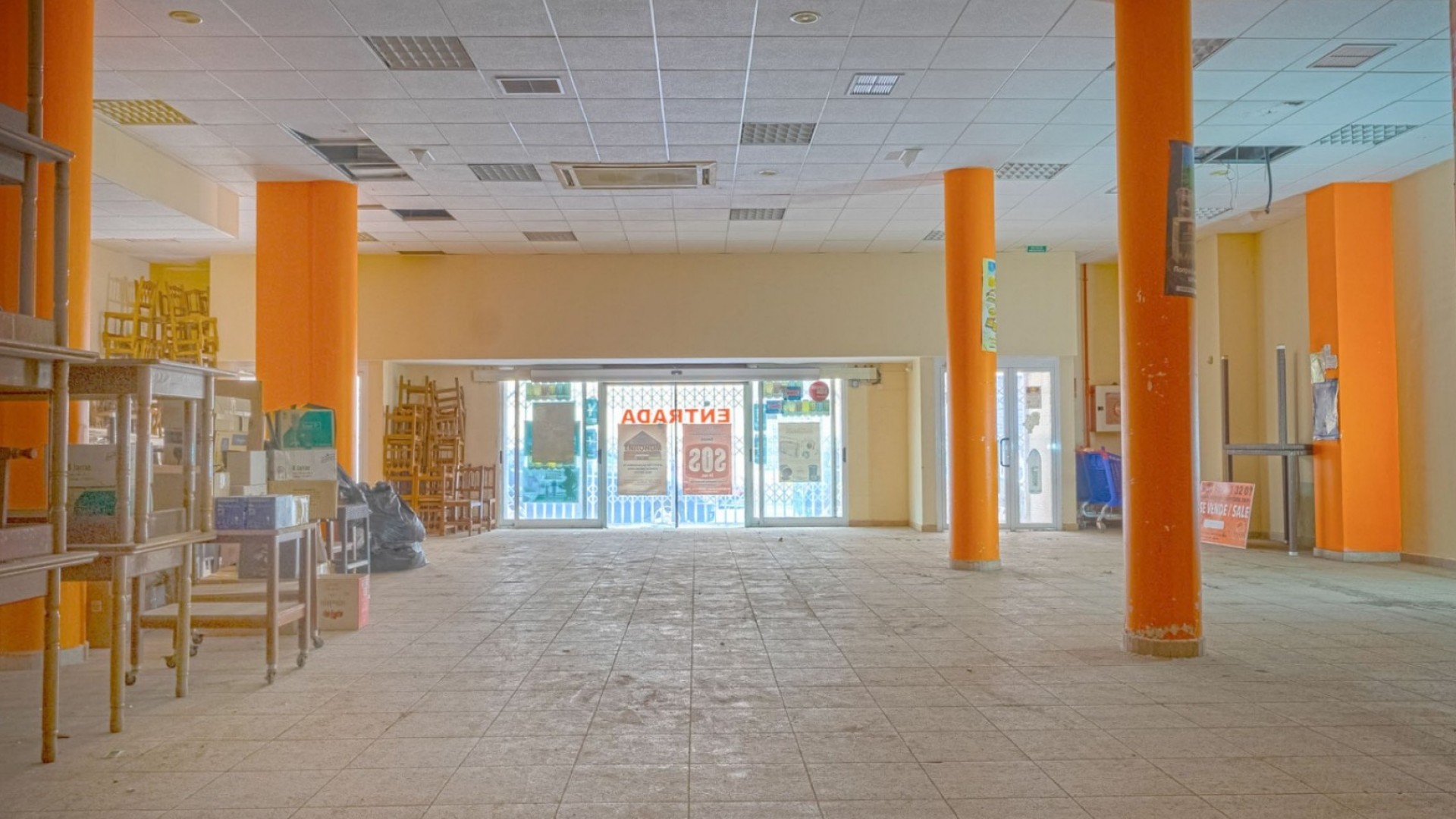 Herverkoop - Commercieel -
Torrevieja