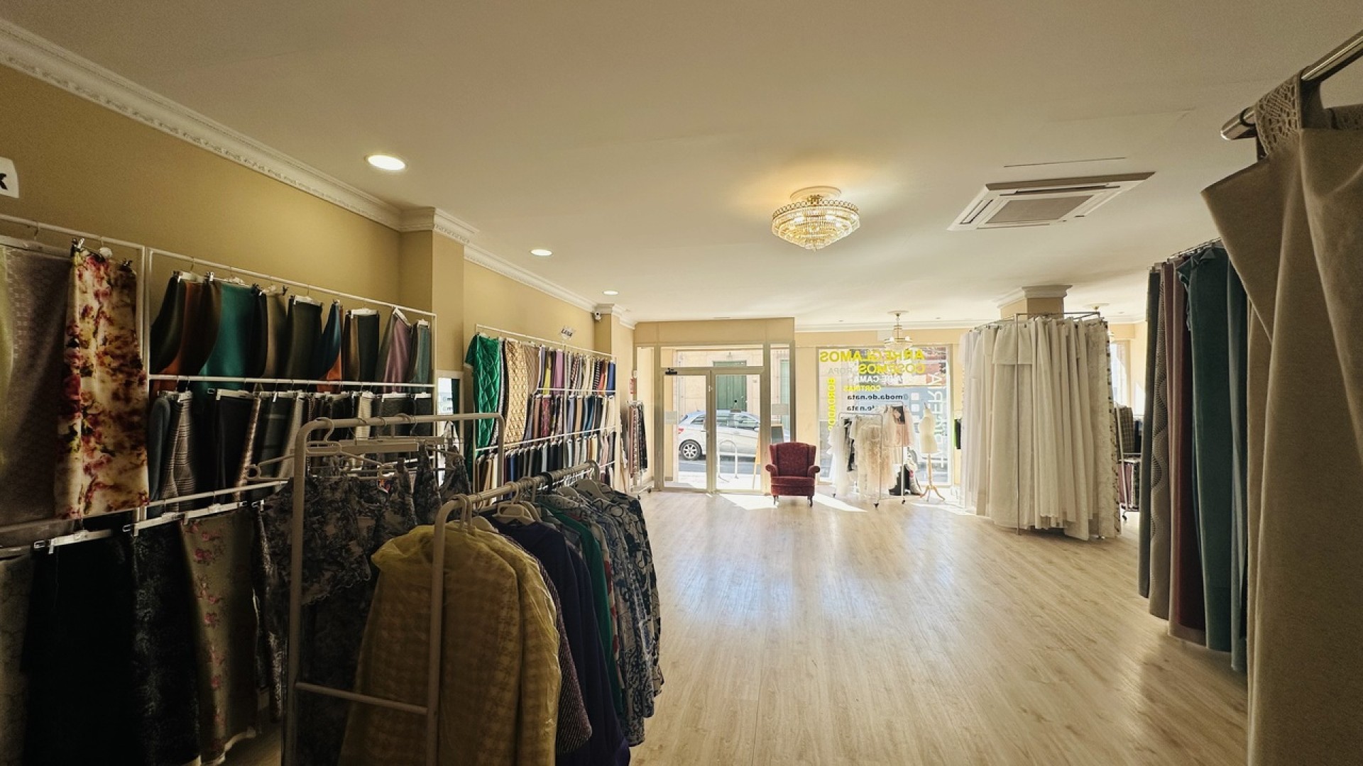 Herverkoop - Commercieel -
Torrevieja