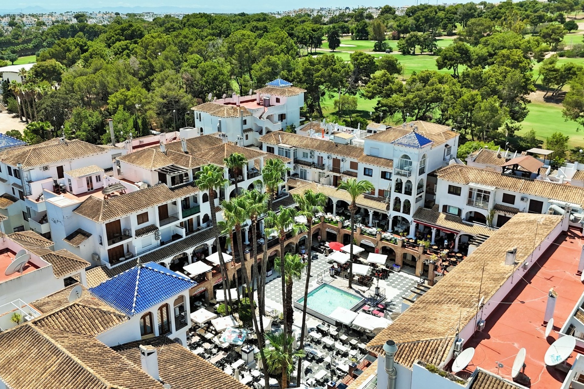 Herverkoop - Commercieel -
Villamartín