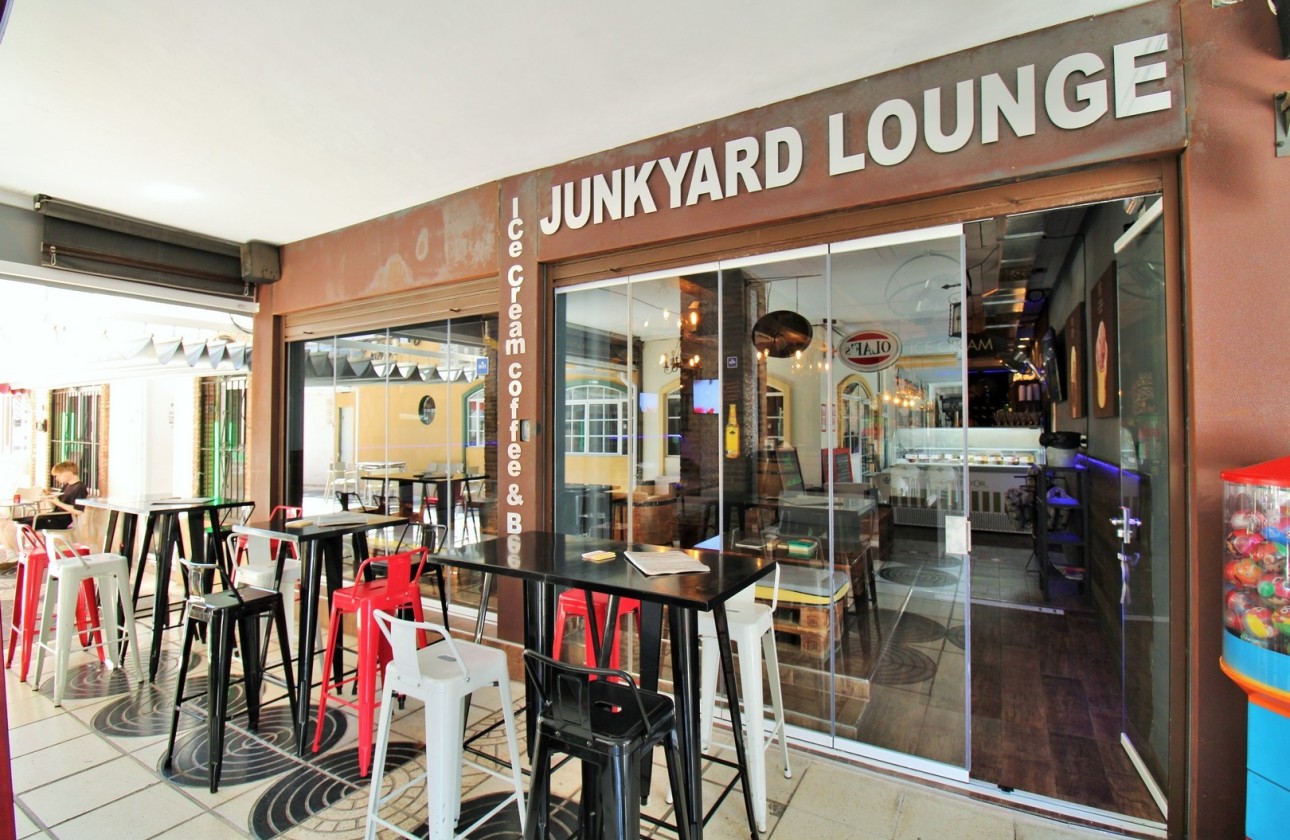 Herverkoop - Commercieel -
Villamartín