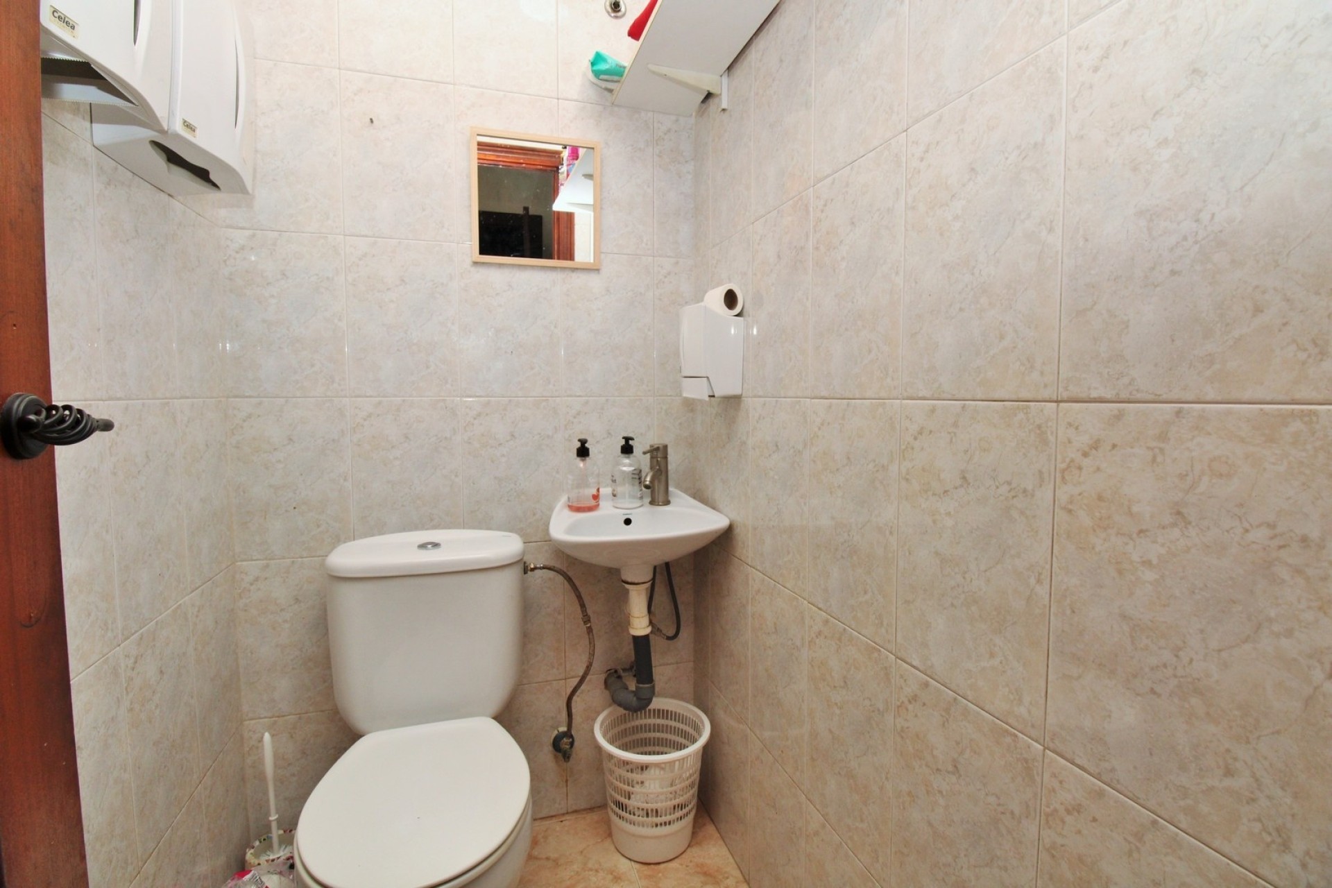 Herverkoop - Commercieel -
Villamartín