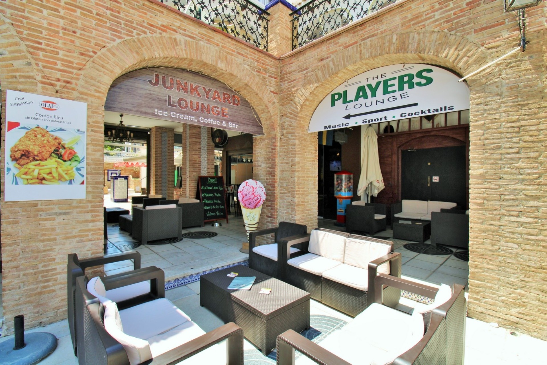 Herverkoop - Commercieel -
Villamartín