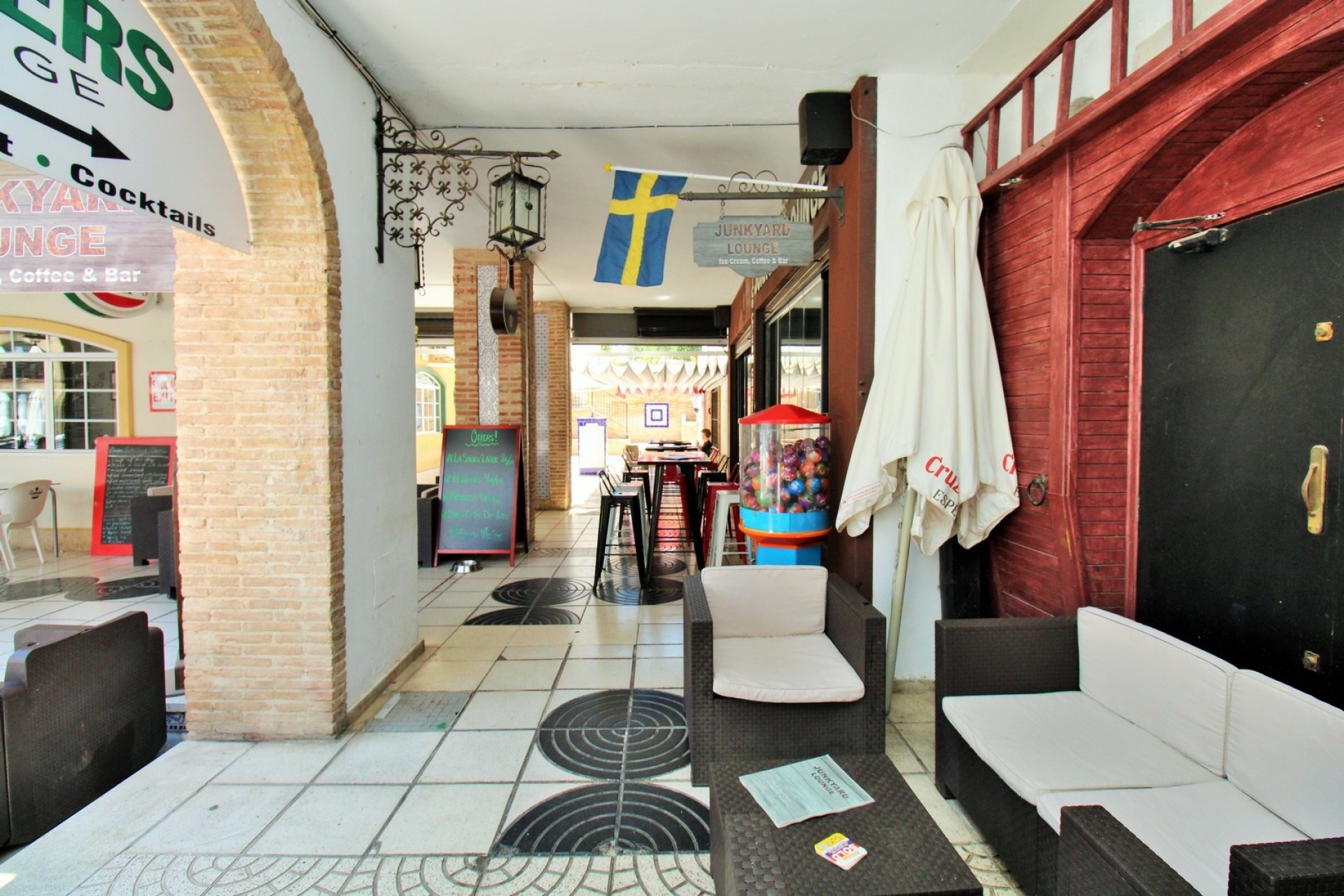 Herverkoop - Commercieel -
Villamartín