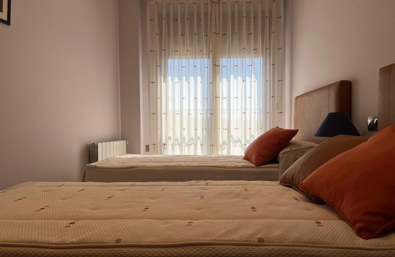 Herverkoop - Detached Villa -
Almoradí - 0