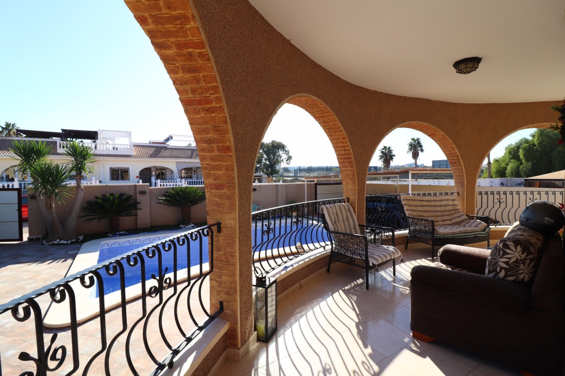 Herverkoop - Detached Villa -
Benijofar - Monte Azul