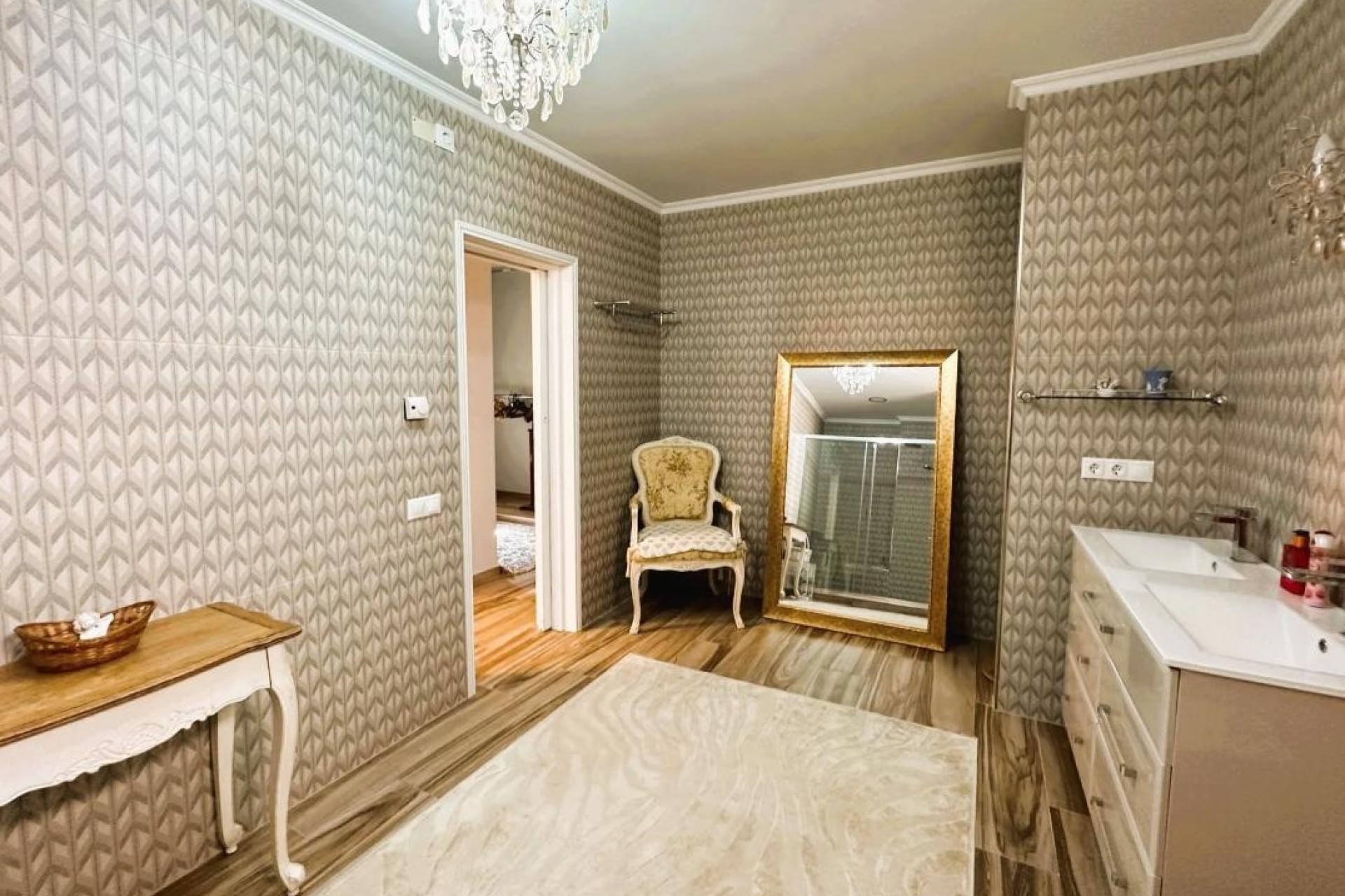 Herverkoop - Detached Villa -
Campoamor
