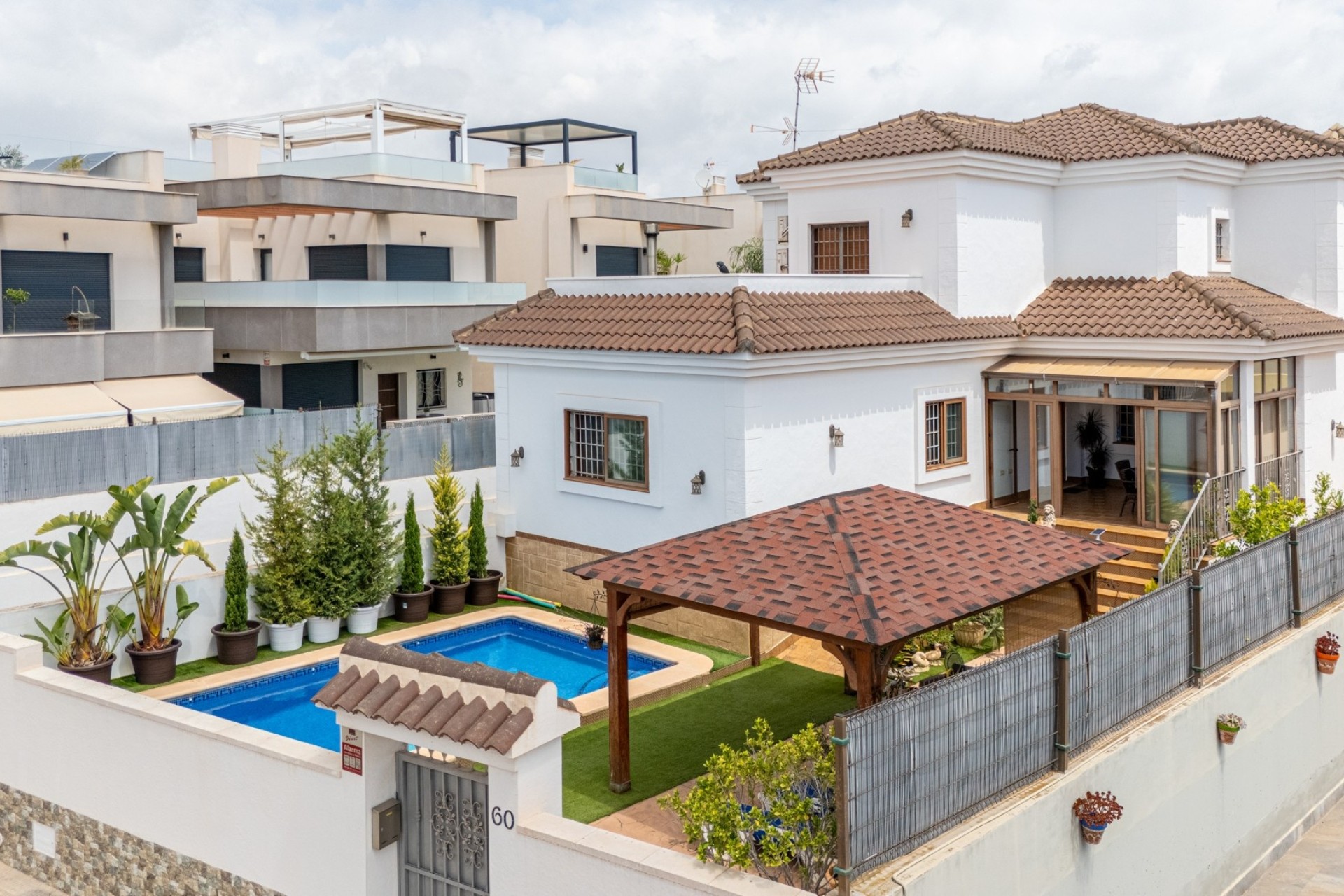 Herverkoop - Detached Villa -
Los Montesinos - La Herrada