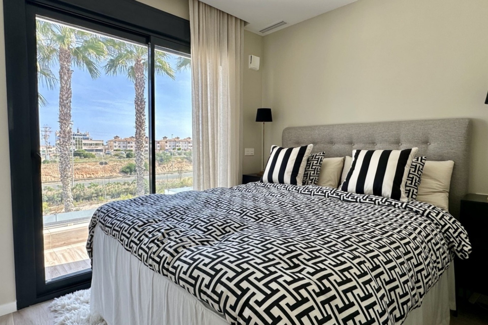 Herverkoop - Detached Villa -
Orihuela Costa - Lomas de Cabo Roig