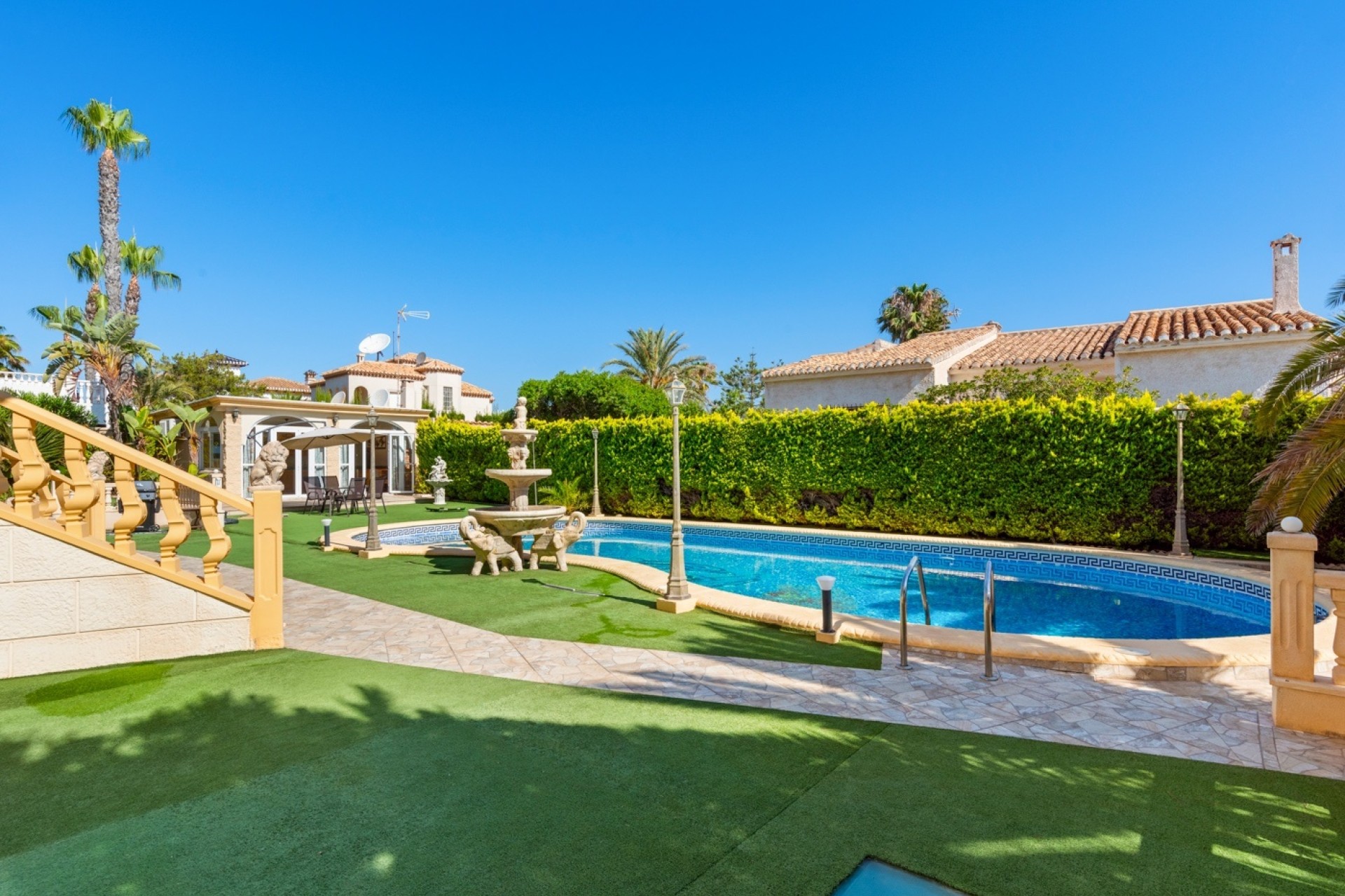 Herverkoop - Detached Villa -
Orihuela Costa - Playa Flamenca
