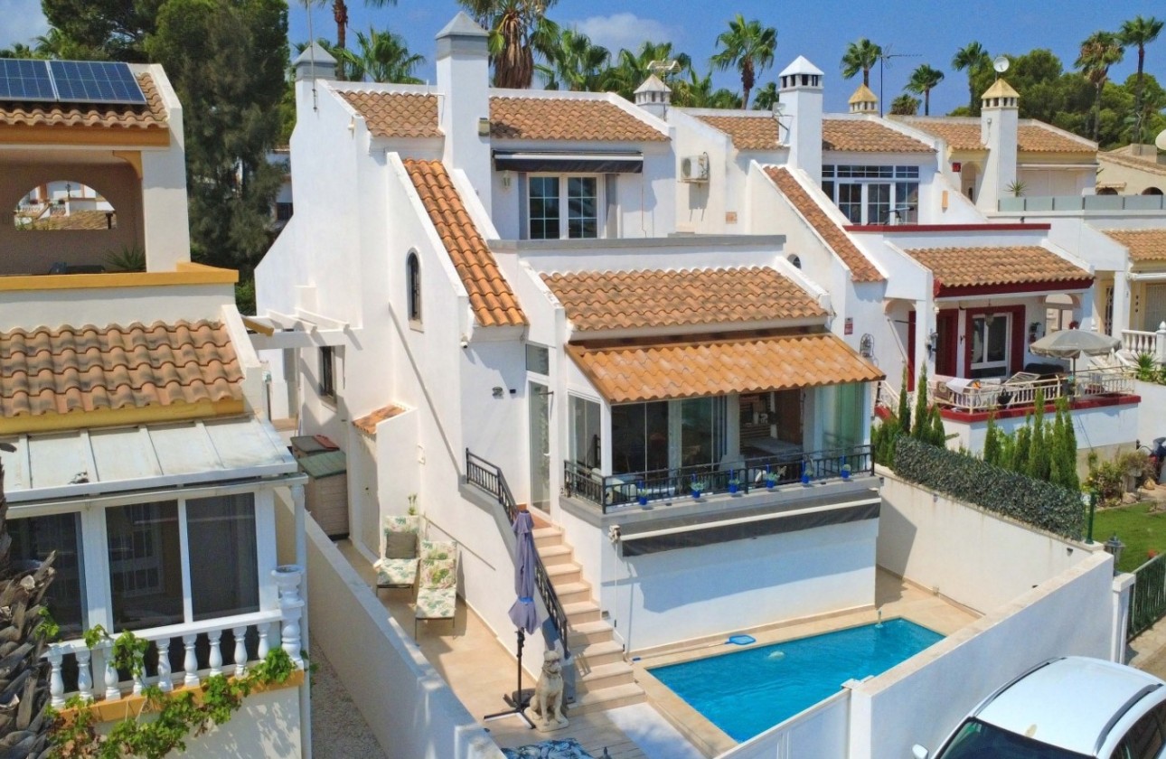 Herverkoop - Detached Villa -
Orihuela Costa - Villamartín