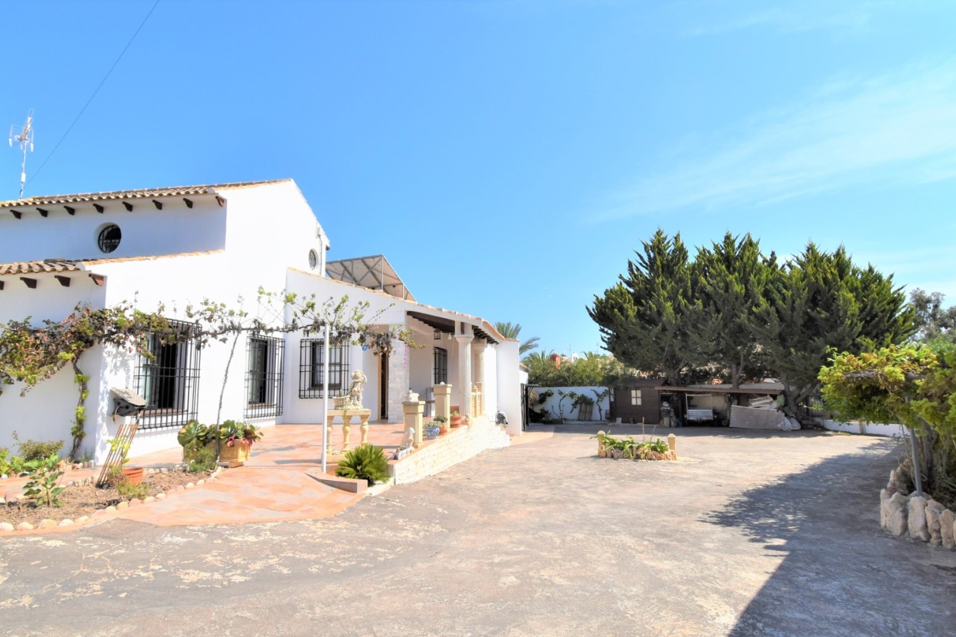 Herverkoop - Detached Villa -
Orihuela Costa - Villamartin