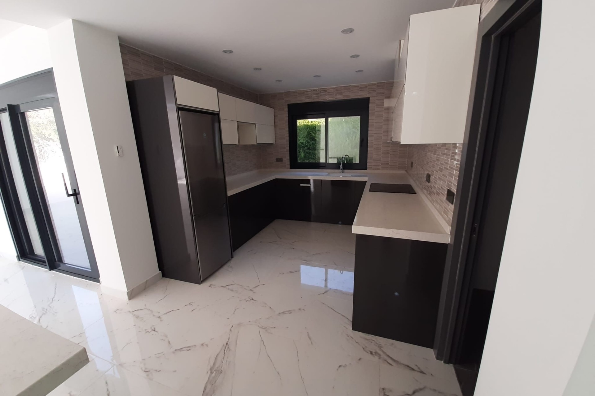 Herverkoop - Detached Villa -
Orihuela Costa