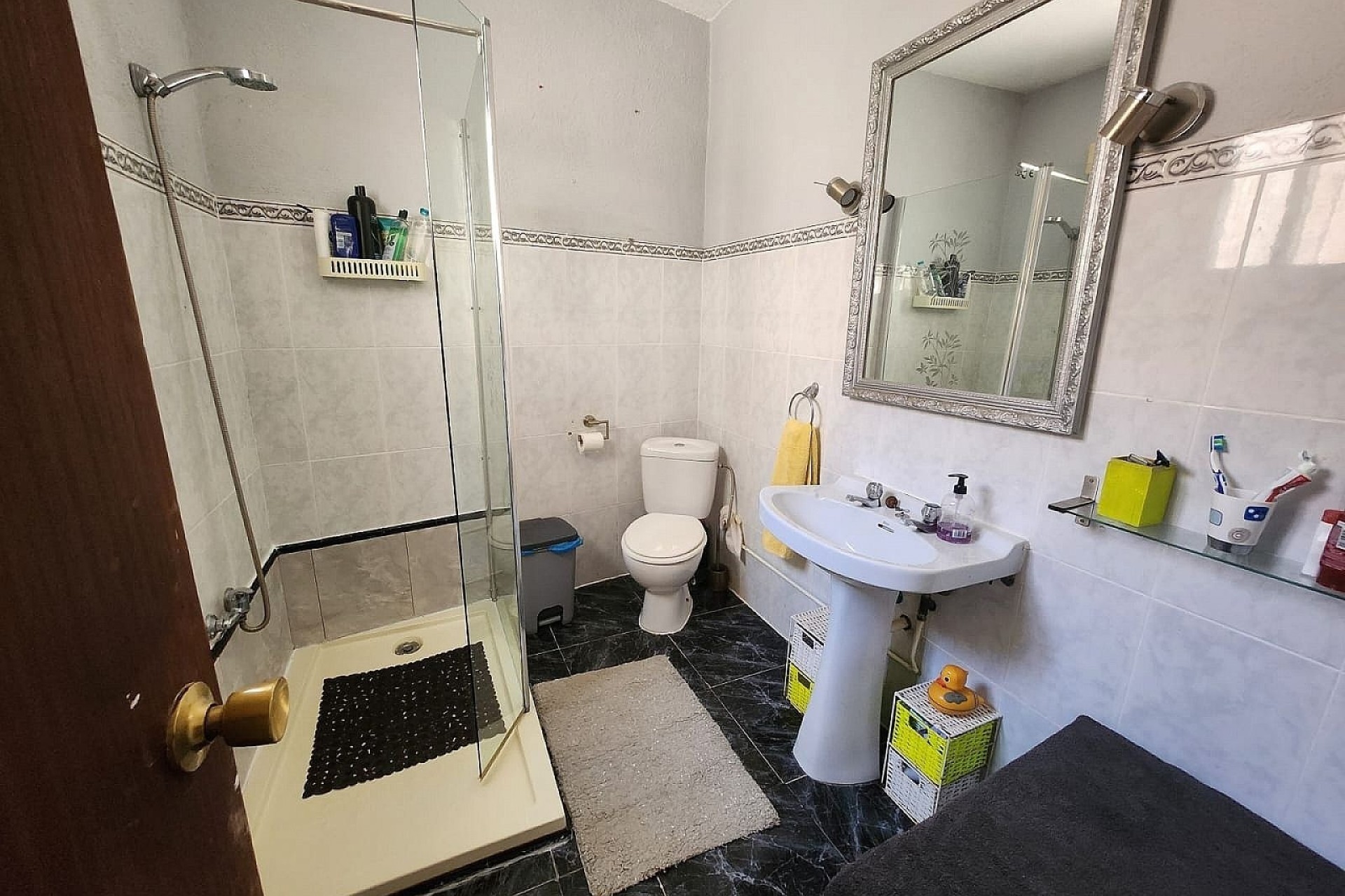 Herverkoop - Finca Landelijk pand -
Algueña