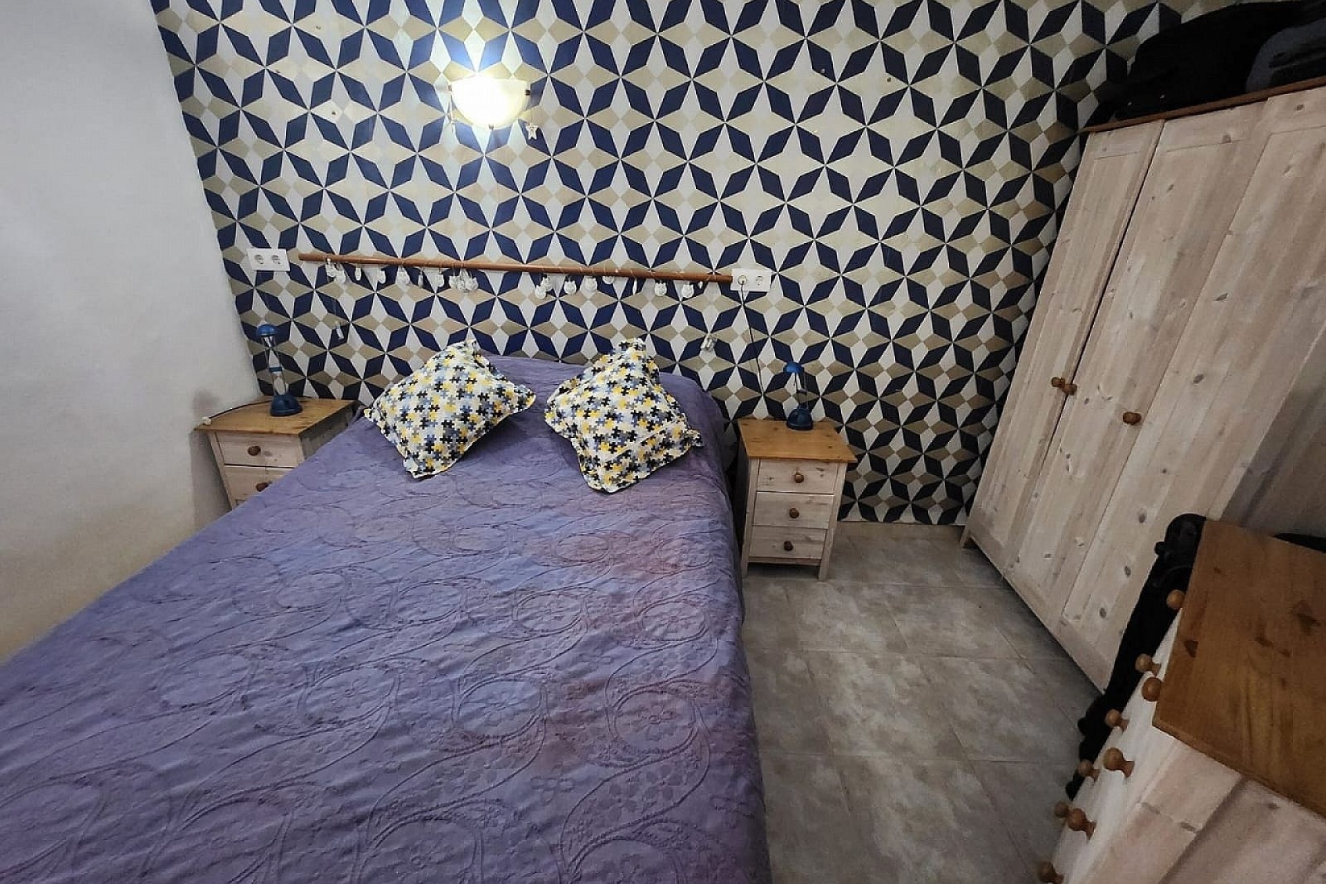 Herverkoop - Finca Landelijk pand -
Algueña