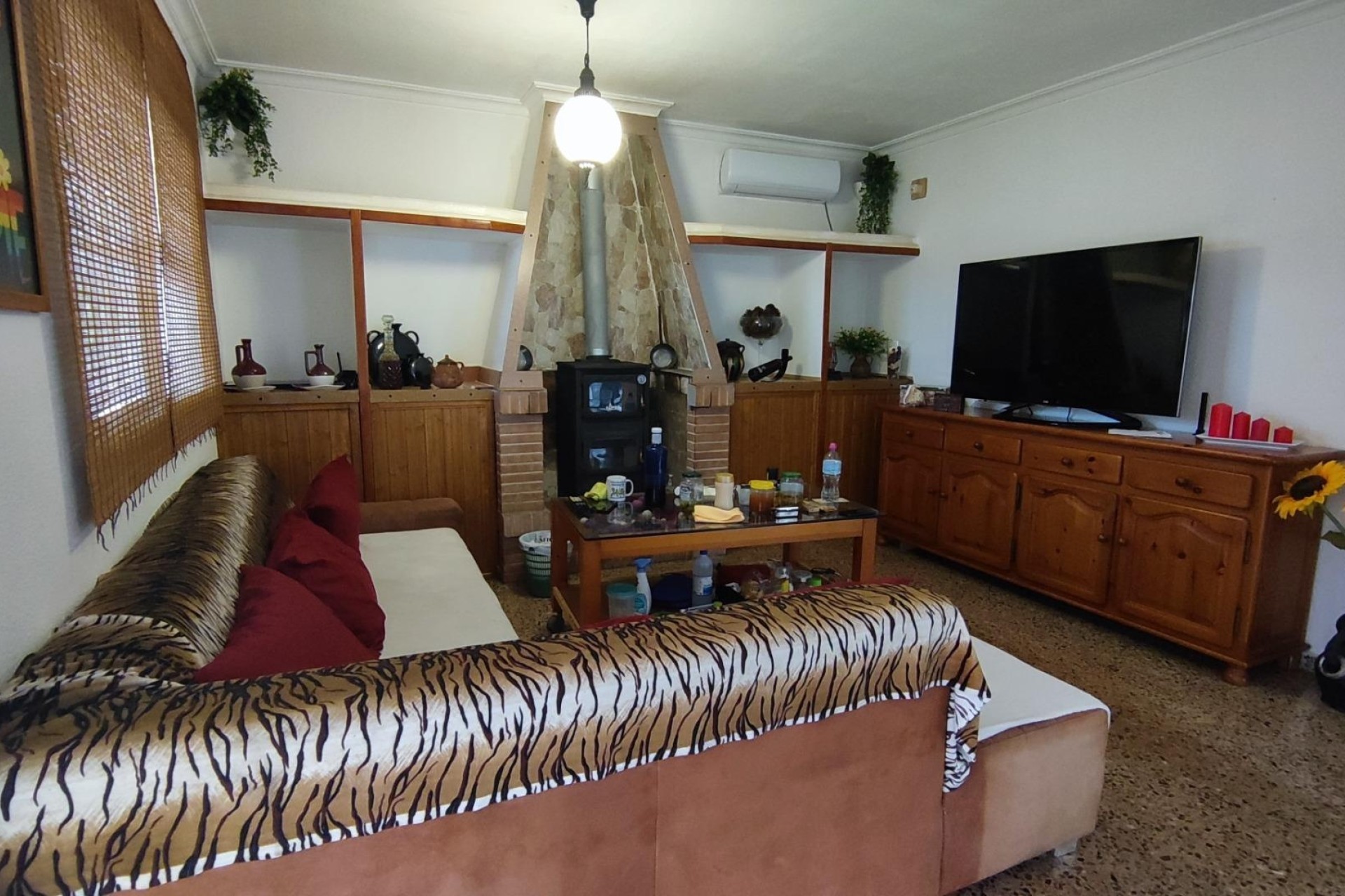 Herverkoop - Finca Landelijk pand -
Alicante