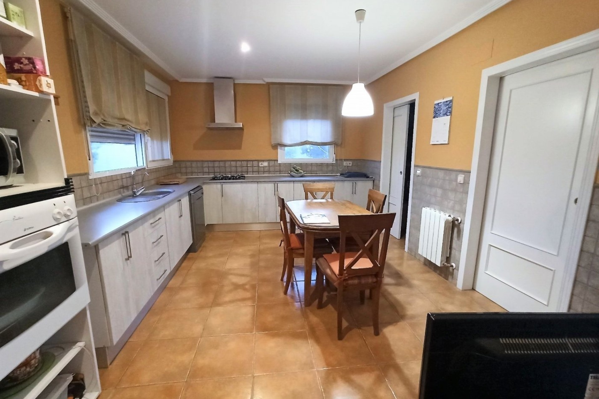 Herverkoop - Finca Landelijk pand -
Alicante