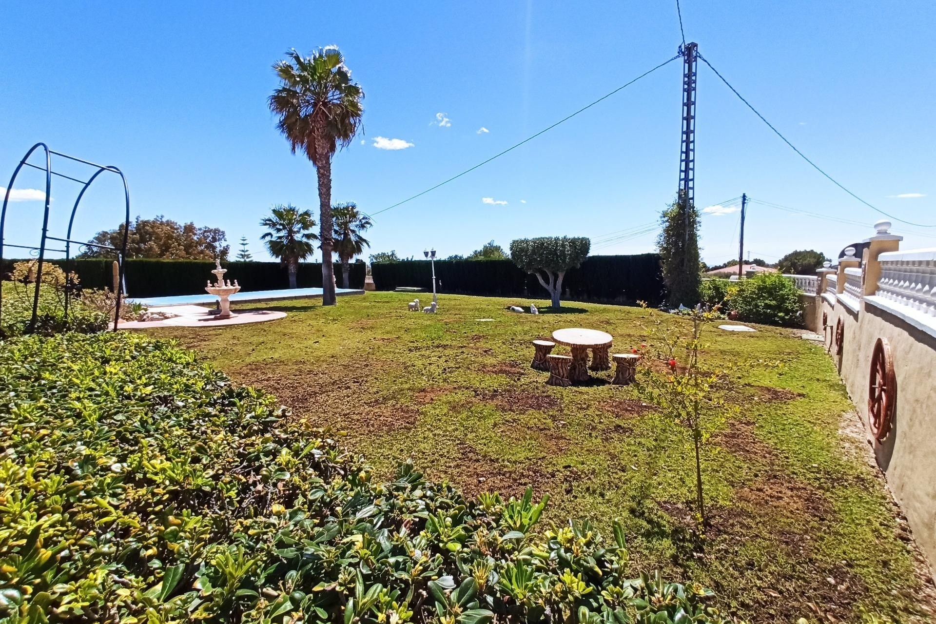 Herverkoop - Finca Landelijk pand -
Alicante