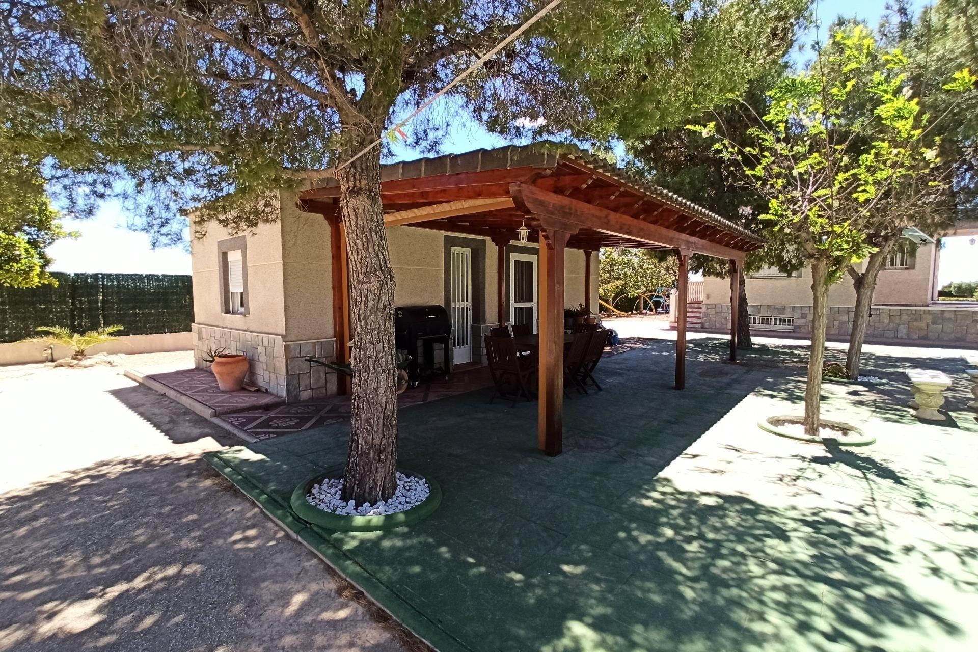 Herverkoop - Finca Landelijk pand -
Alicante