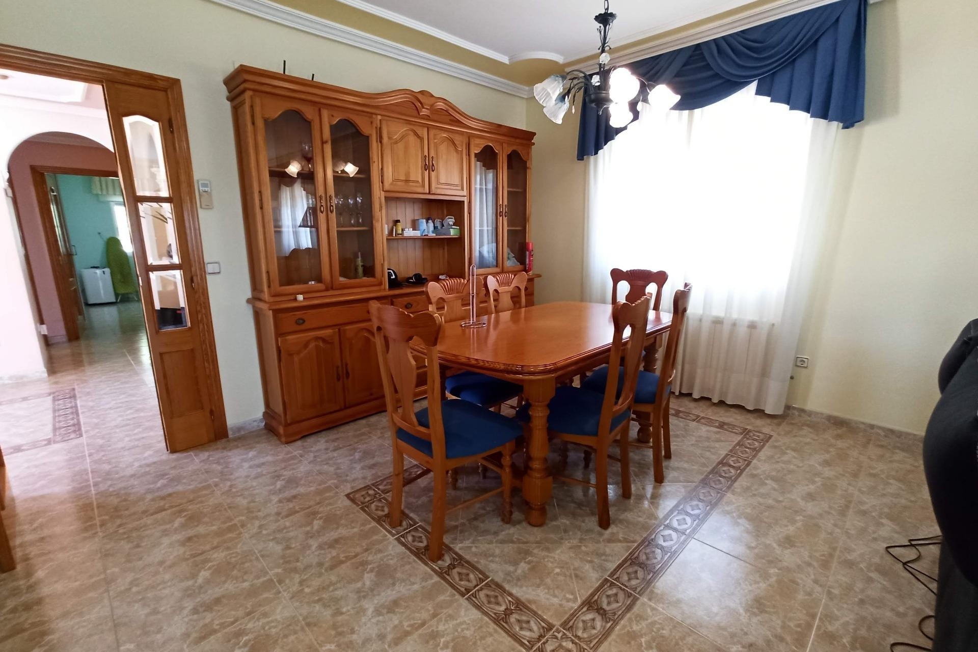 Herverkoop - Finca Landelijk pand -
Alicante