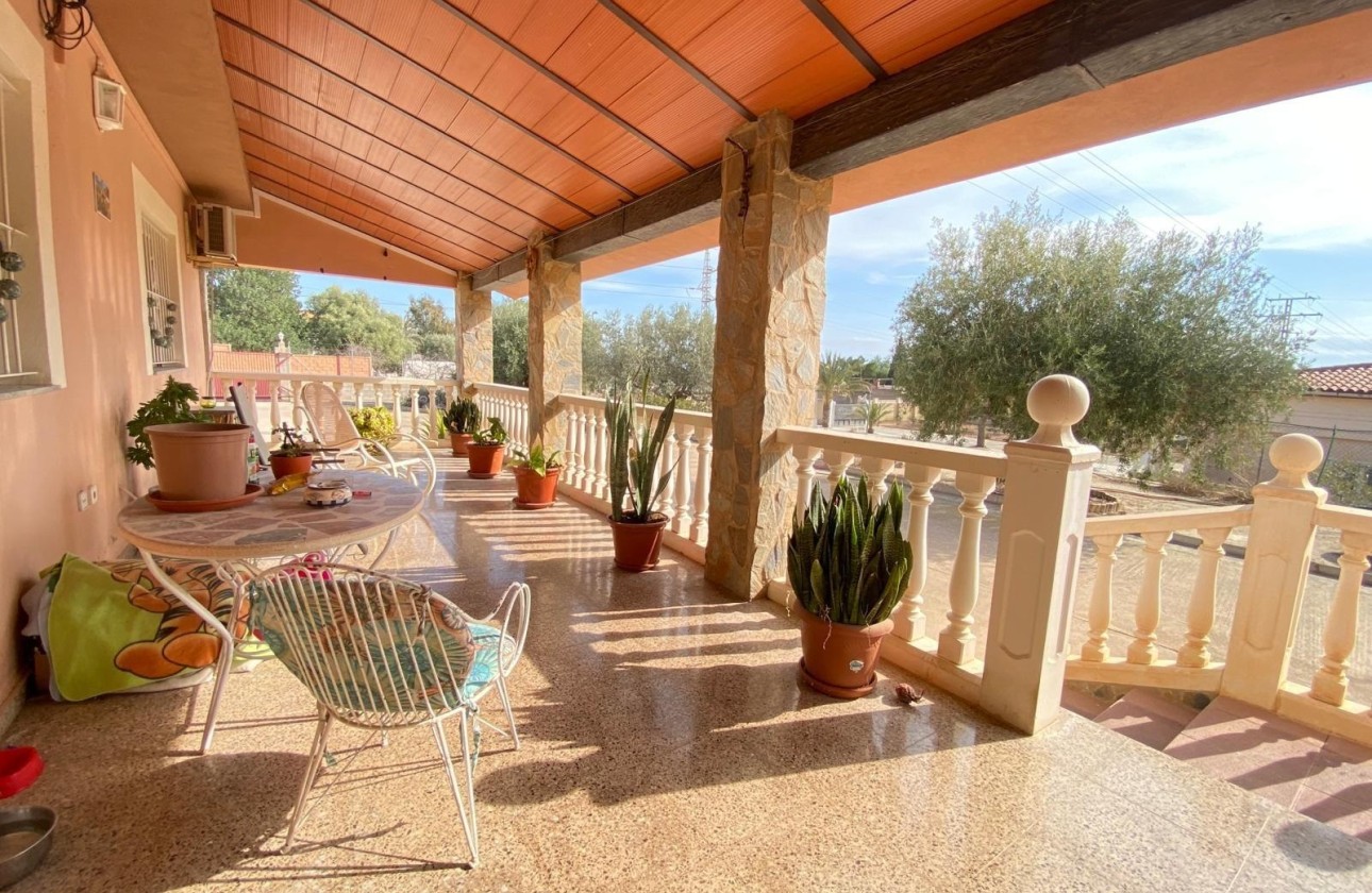 Herverkoop - Finca Landelijk pand -
Alicante