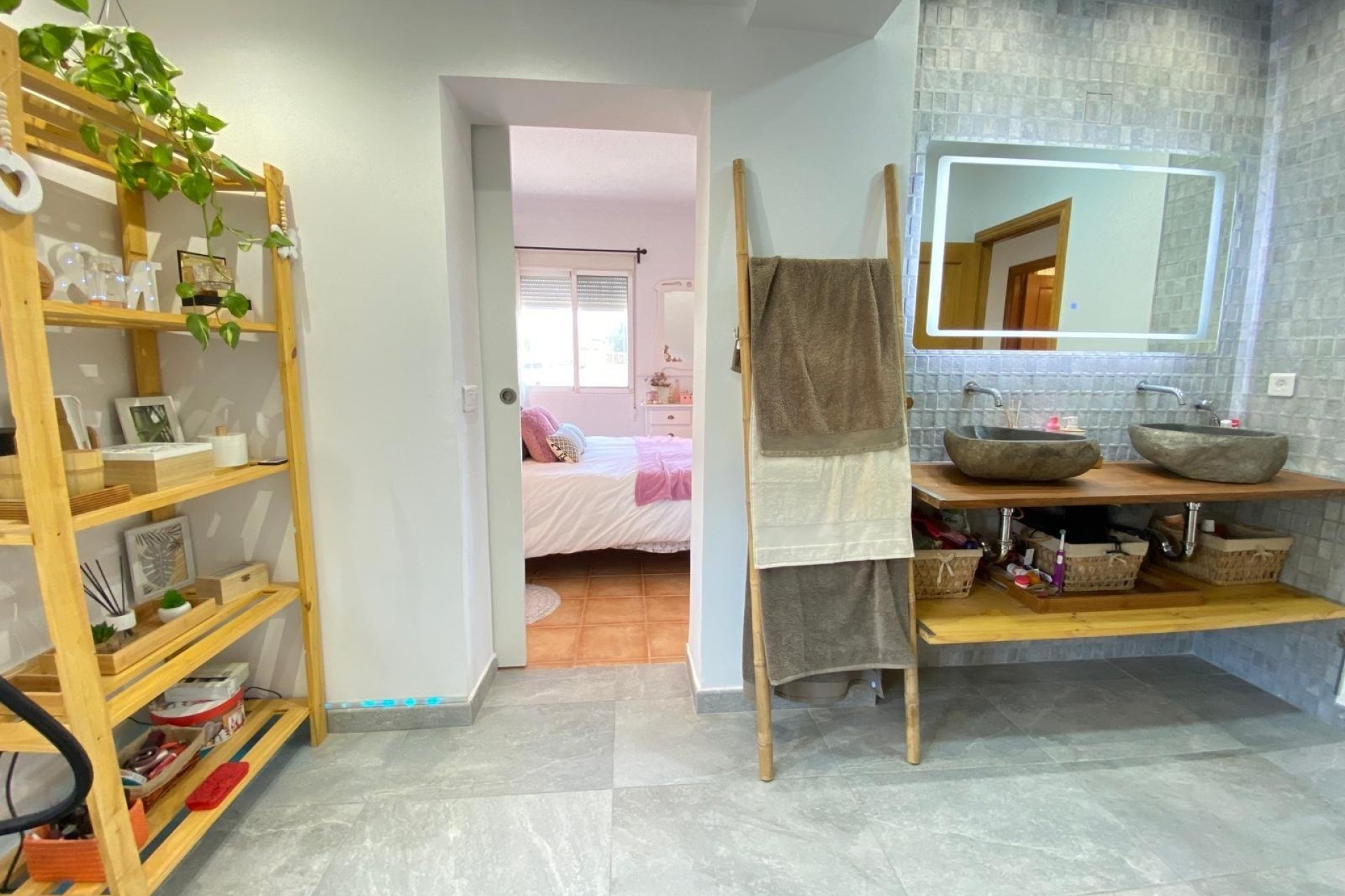 Herverkoop - Finca Landelijk pand -
Alicante